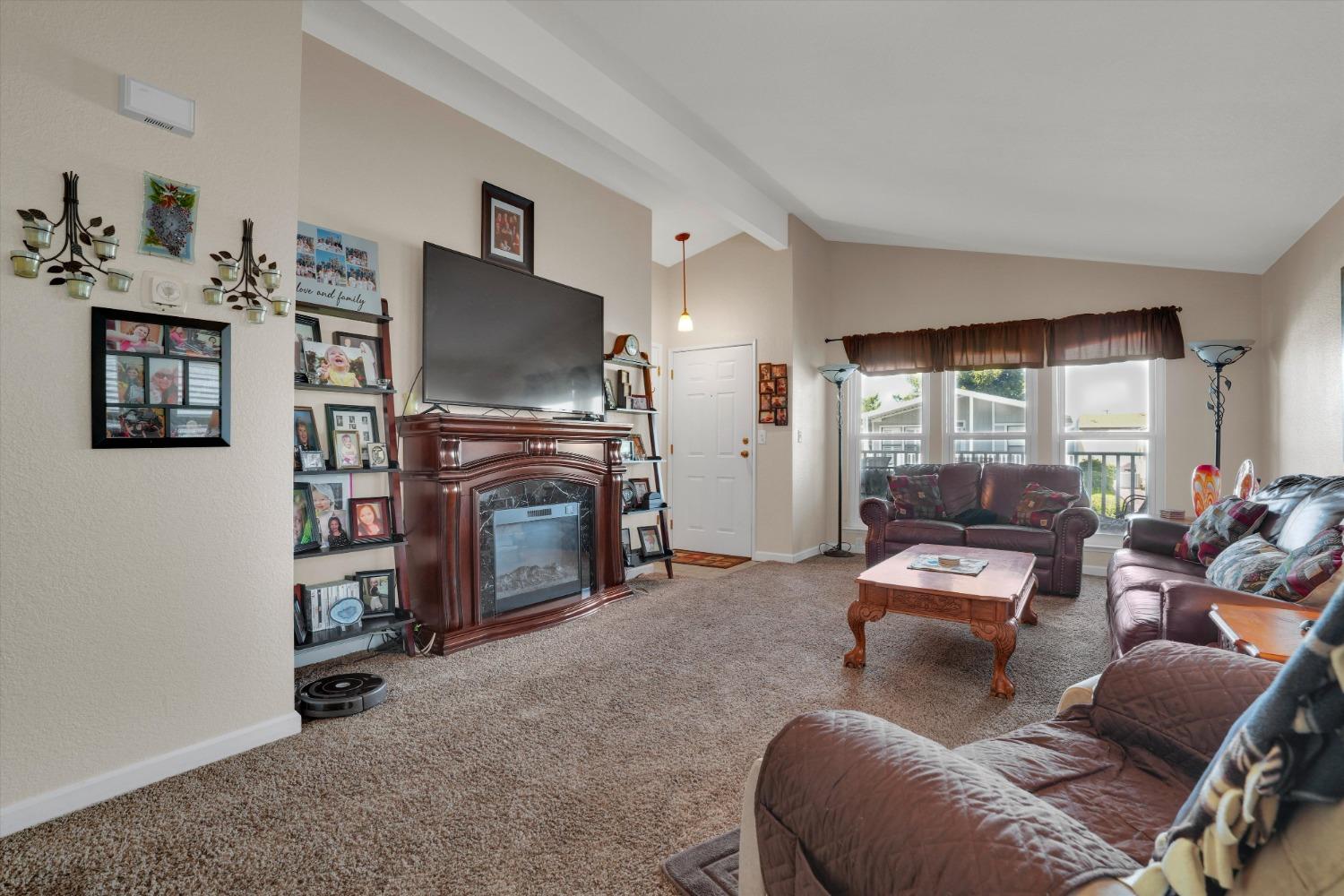 Detail Gallery Image 6 of 26 For 1500 Held Dr 47, Modesto,  CA 95355 - 2 Beds | 2 Baths