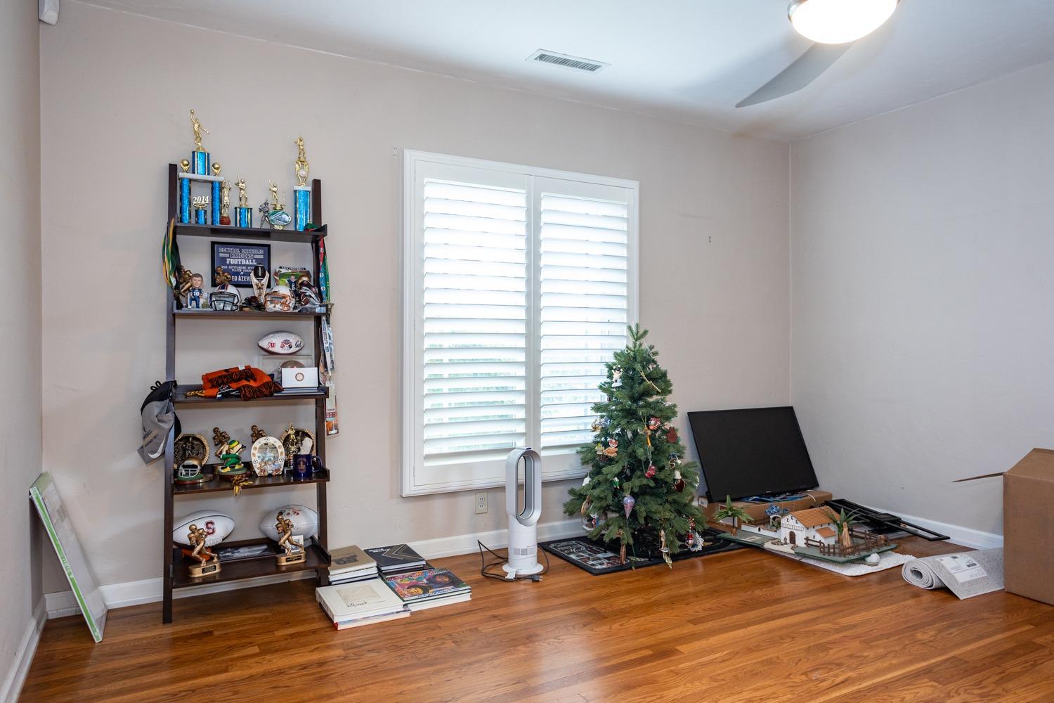 Detail Gallery Image 19 of 32 For 901 Princeton Ave, Modesto,  CA 95350 - 3 Beds | 2/1 Baths