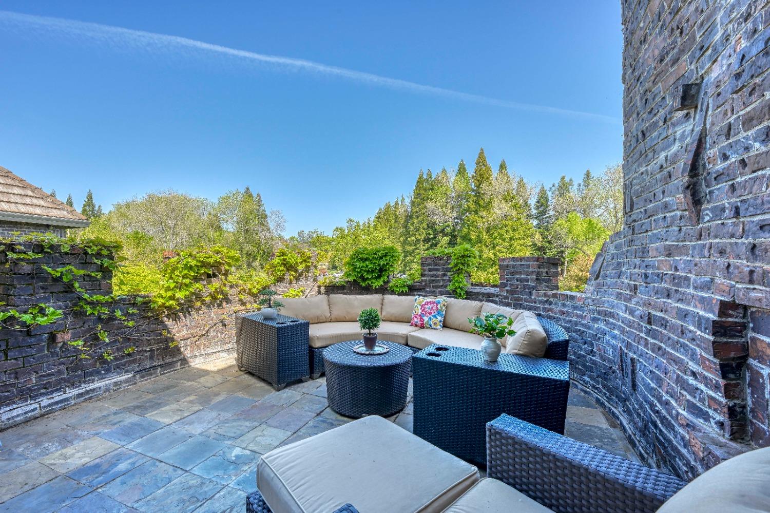 Detail Gallery Image 49 of 76 For 5966 Ridge Park Dr, Loomis,  CA 95650 - 5 Beds | 4/2 Baths