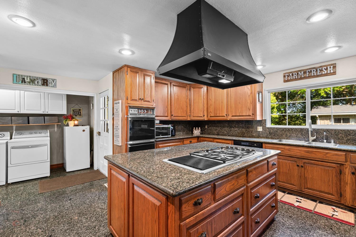 Detail Gallery Image 28 of 95 For 8909 E Waterloo Rd, Stockton,  CA 95215 - 4 Beds | 3 Baths