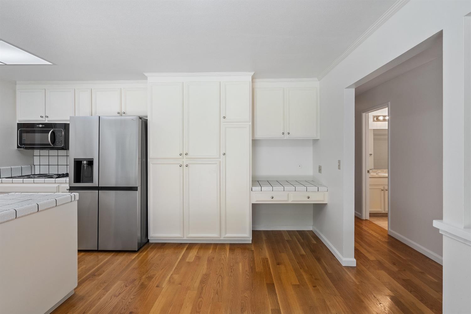 Detail Gallery Image 36 of 86 For 1365 Bright Oaks Ct, Los Altos,  CA 94024 - 4 Beds | 2 Baths