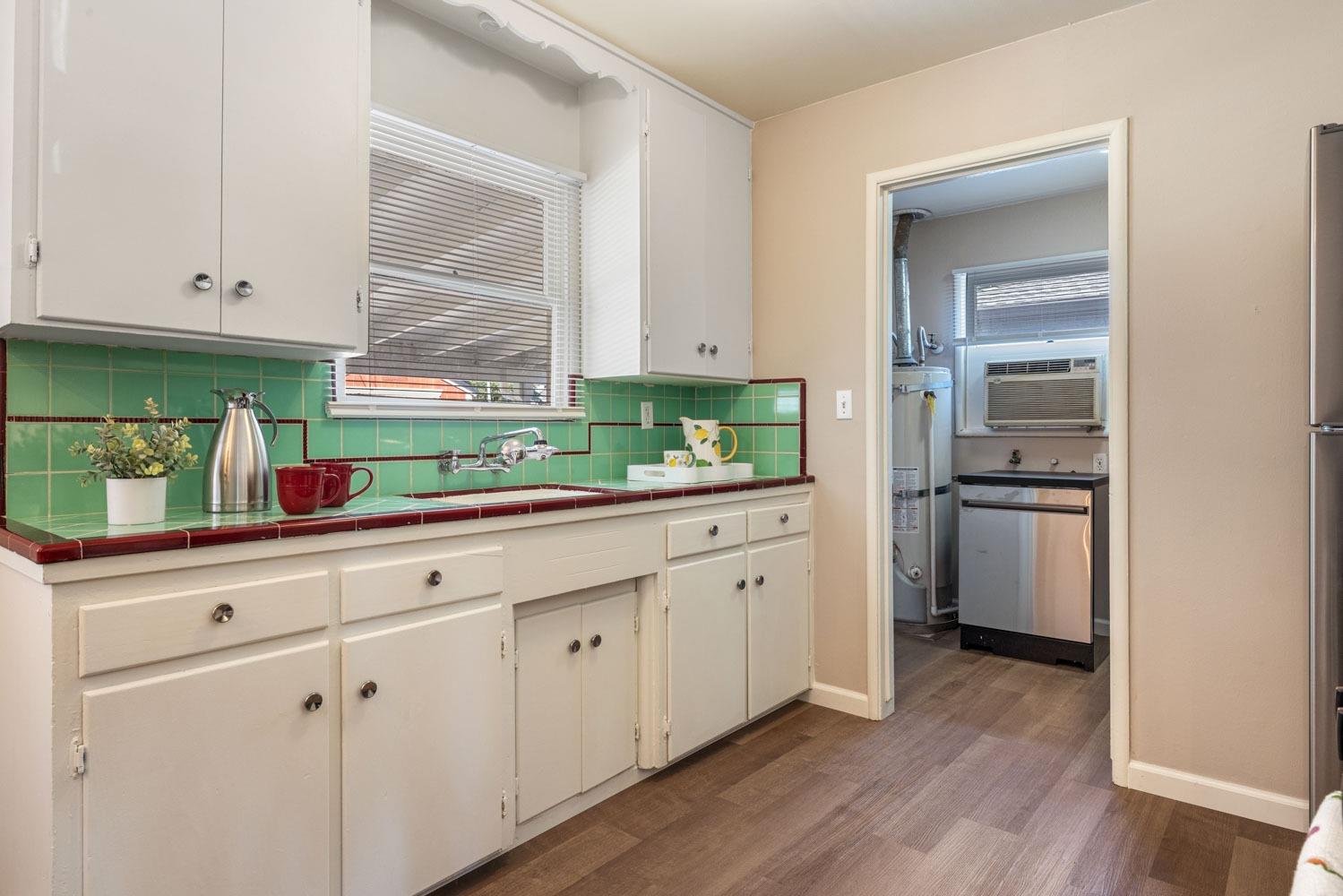 Detail Gallery Image 16 of 41 For 2017 Winning Ave, Modesto,  CA 95350 - 3 Beds | 1 Baths