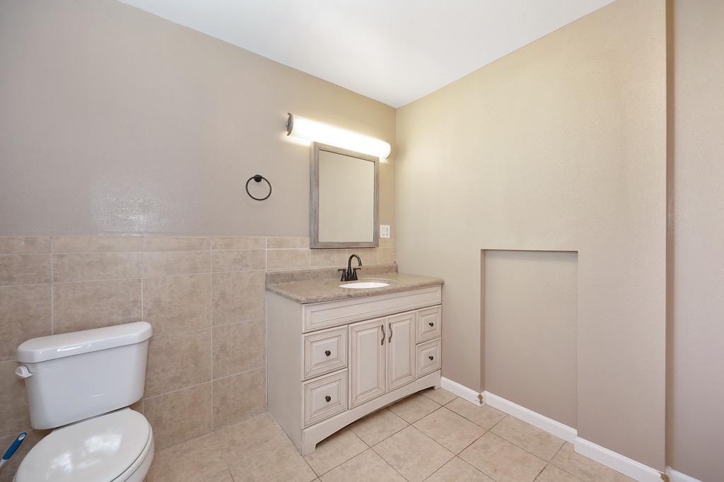 Detail Gallery Image 42 of 72 For 5800 Wilkinson Ln, Burson,  CA 95252 - 3 Beds | 3 Baths