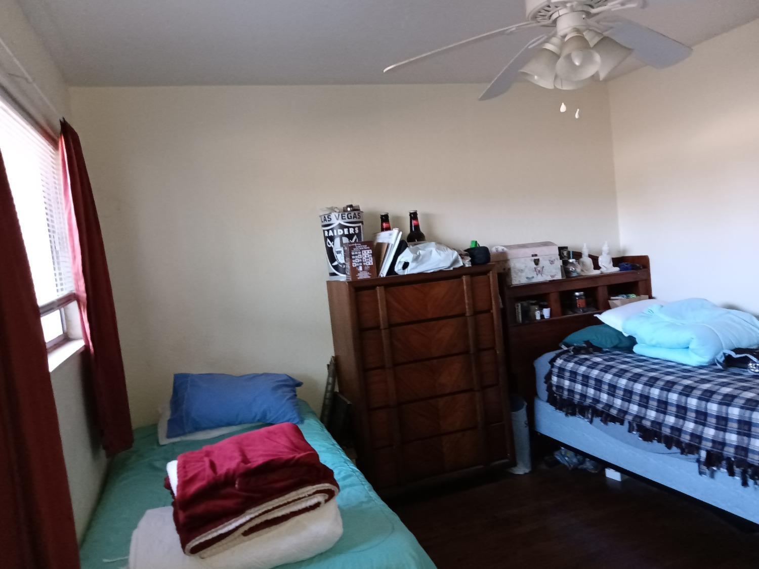 N Gratton Avenue, Stockton, California image 4