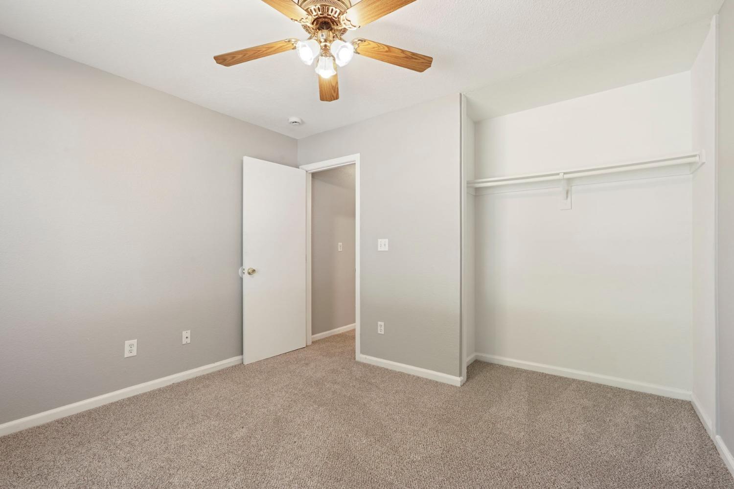 Detail Gallery Image 30 of 42 For 2755 Spring Hill Dr, Stockton,  CA 95206 - 3 Beds | 2 Baths