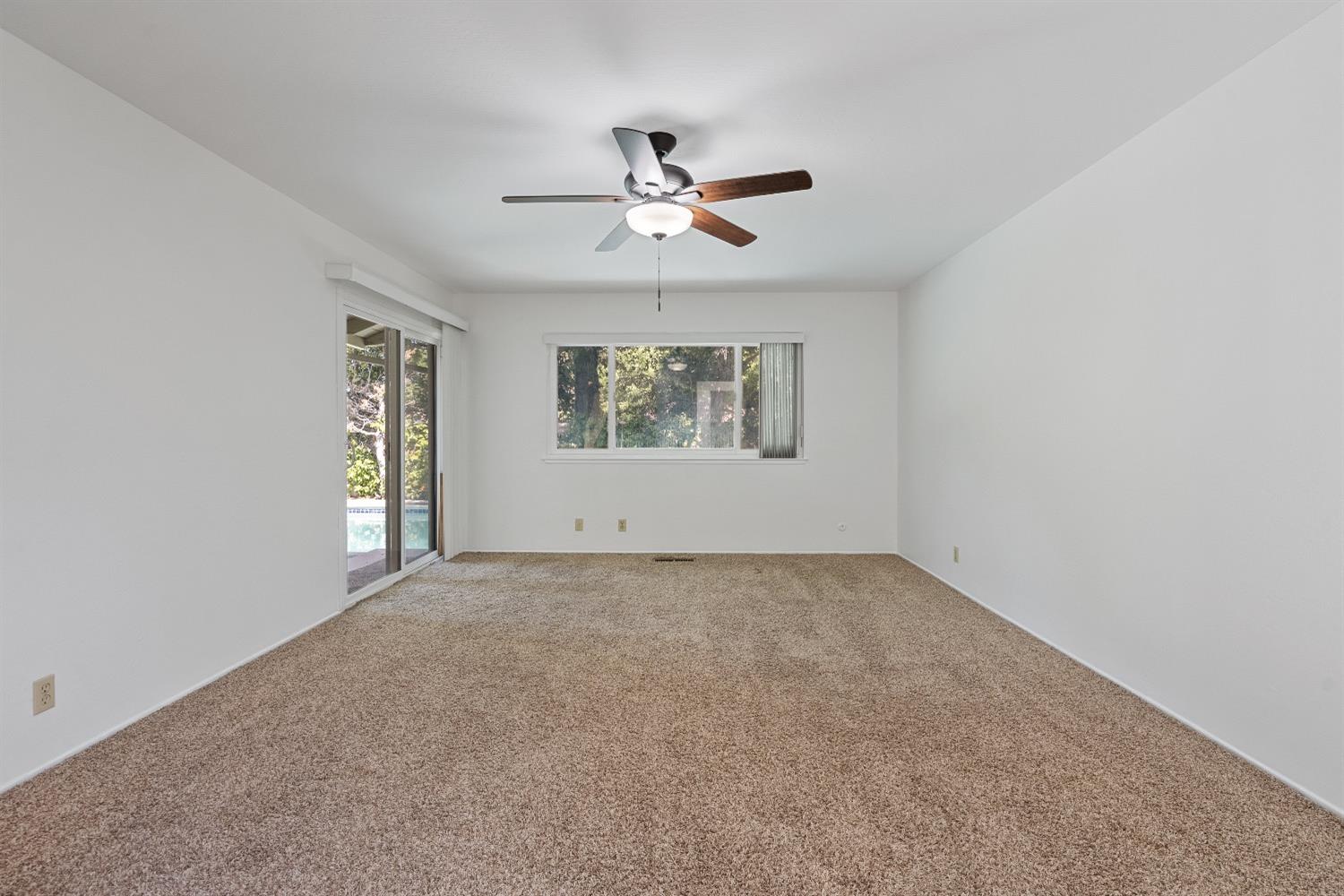 Detail Gallery Image 18 of 86 For 1365 Bright Oaks Ct, Los Altos,  CA 94024 - 4 Beds | 2 Baths