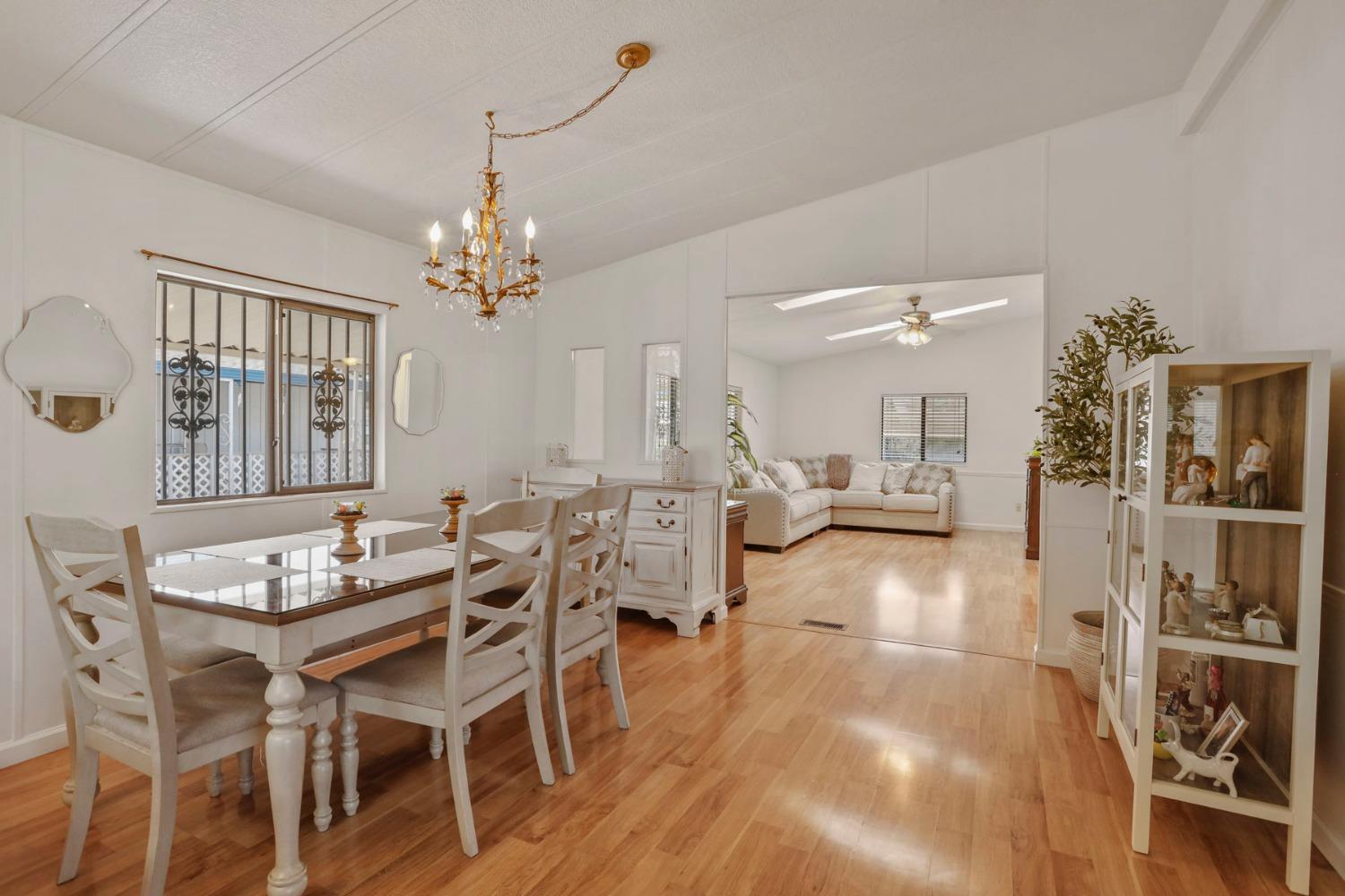 Detail Gallery Image 21 of 42 For 6706 Tam O Shanter Dr 96, Stockton,  CA 95210 - 3 Beds | 2 Baths