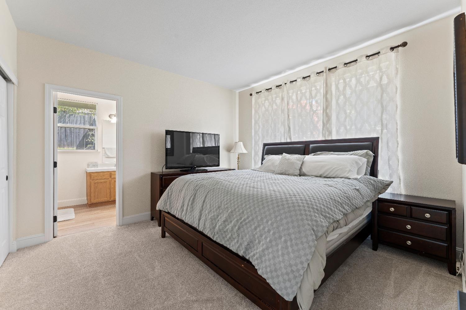 Detail Gallery Image 52 of 85 For 3521 Foxmore Ln, Rescue,  CA 95672 - 5 Beds | 3/1 Baths