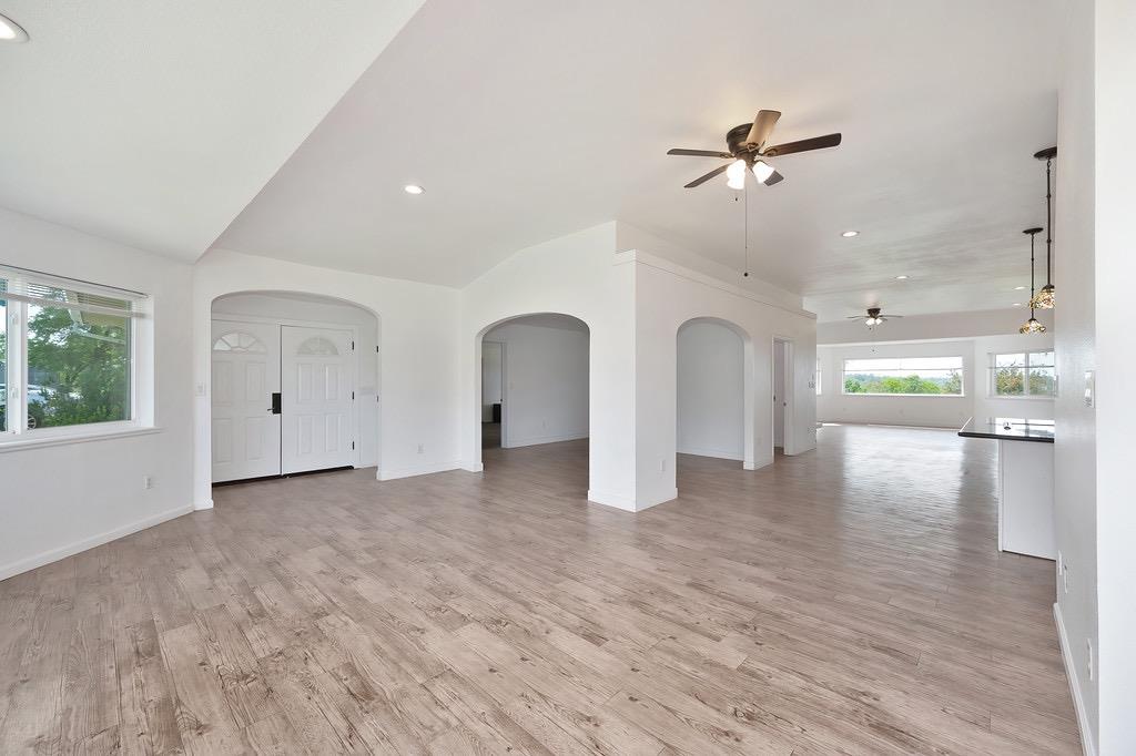 Detail Gallery Image 16 of 72 For 5800 Wilkinson Ln, Burson,  CA 95252 - 3 Beds | 3 Baths