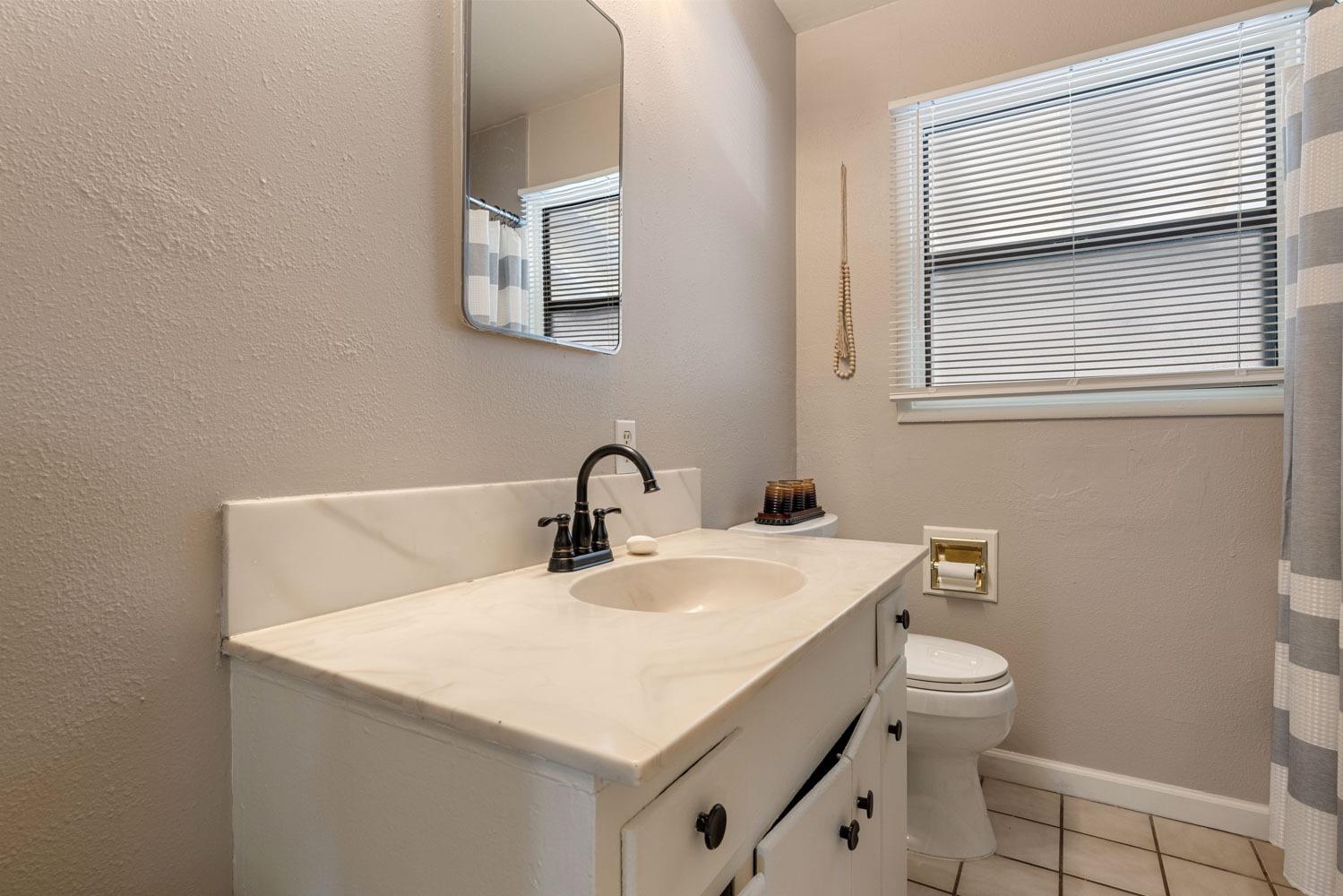 Detail Gallery Image 23 of 41 For 2017 Winning Ave, Modesto,  CA 95350 - 3 Beds | 1 Baths