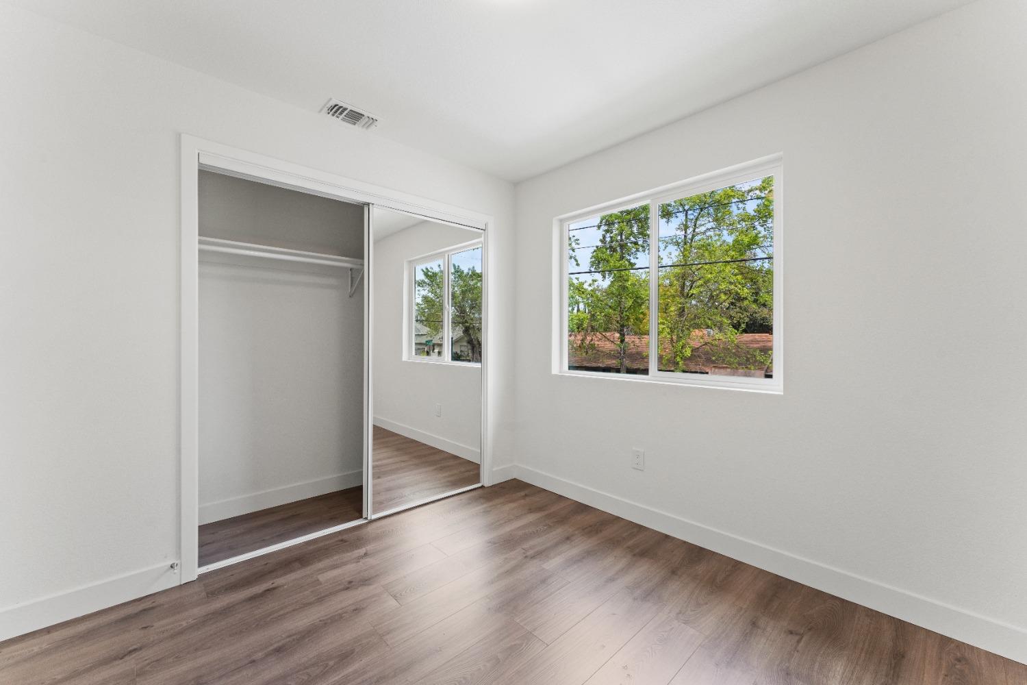 Detail Gallery Image 26 of 65 For 4017 Broadway, Sacramento,  CA 95817 - 4 Beds | 3/1 Baths