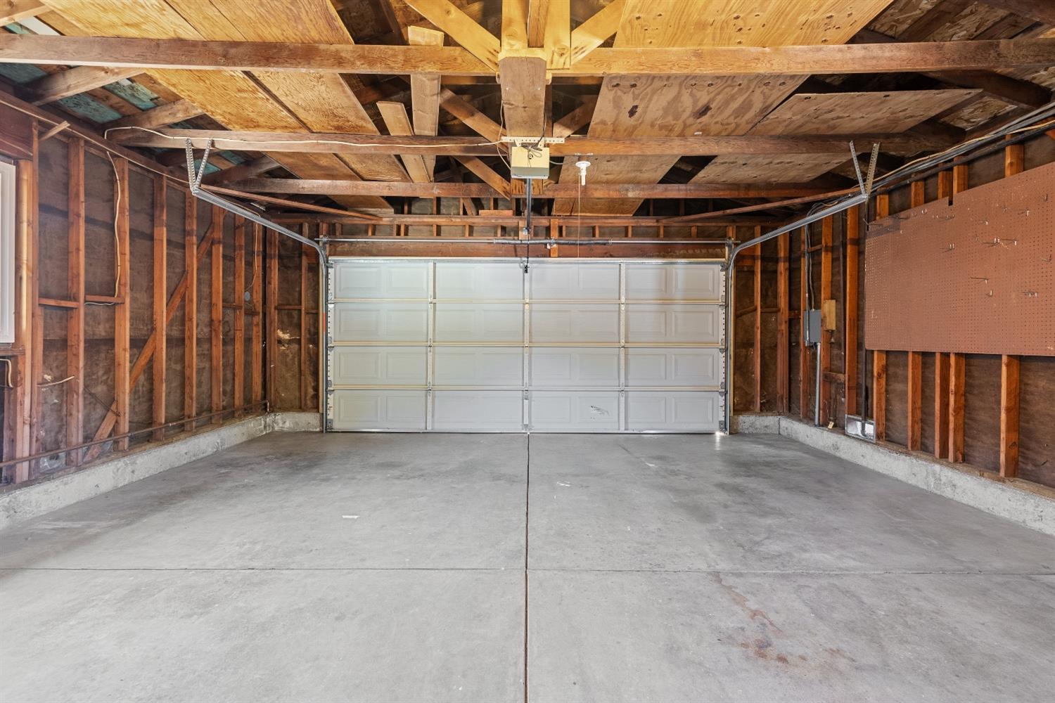 Detail Gallery Image 54 of 86 For 1365 Bright Oaks Ct, Los Altos,  CA 94024 - 4 Beds | 2 Baths