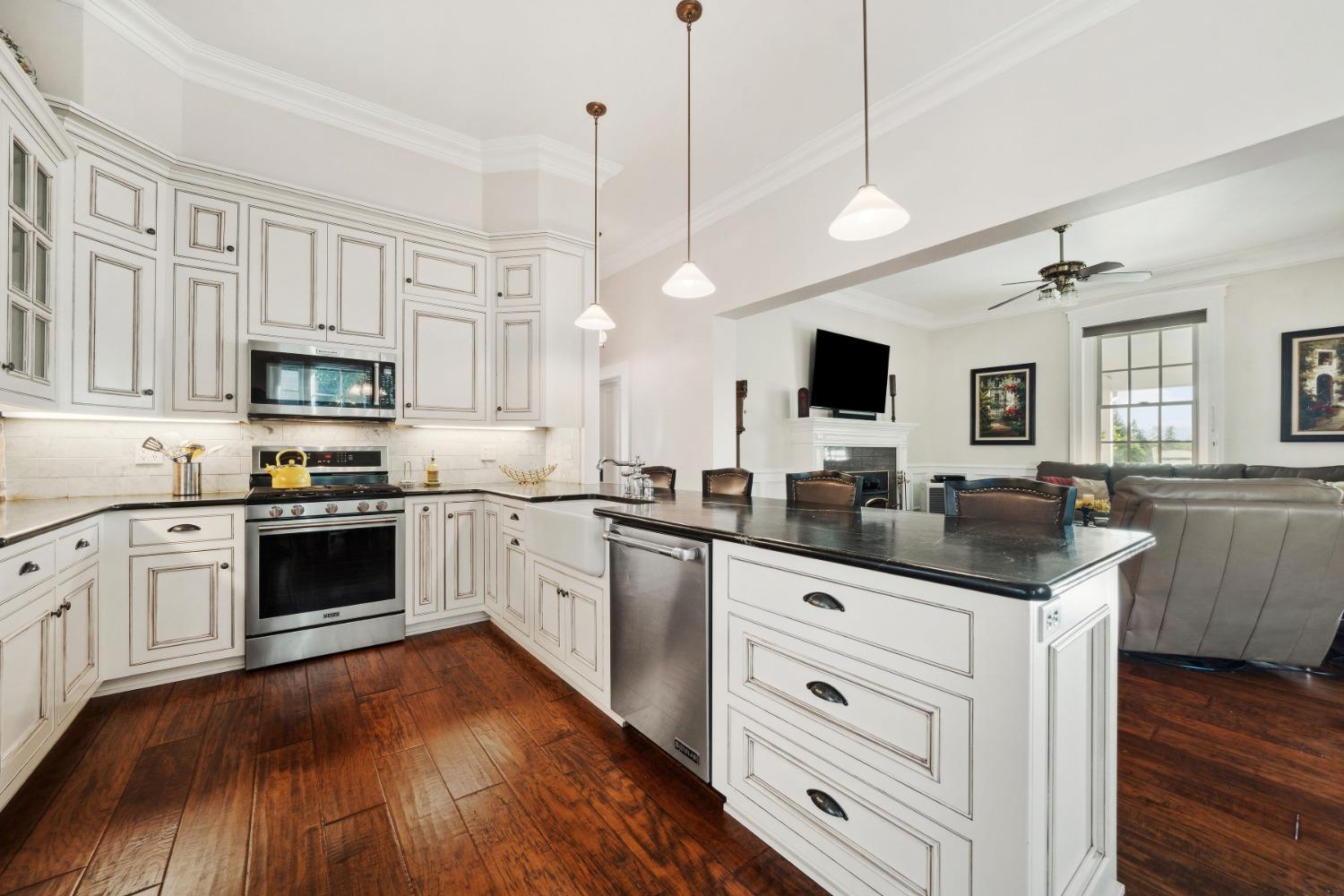 Detail Gallery Image 7 of 89 For 6321 North St, El Dorado,  CA 95623 - 4 Beds | 2/1 Baths