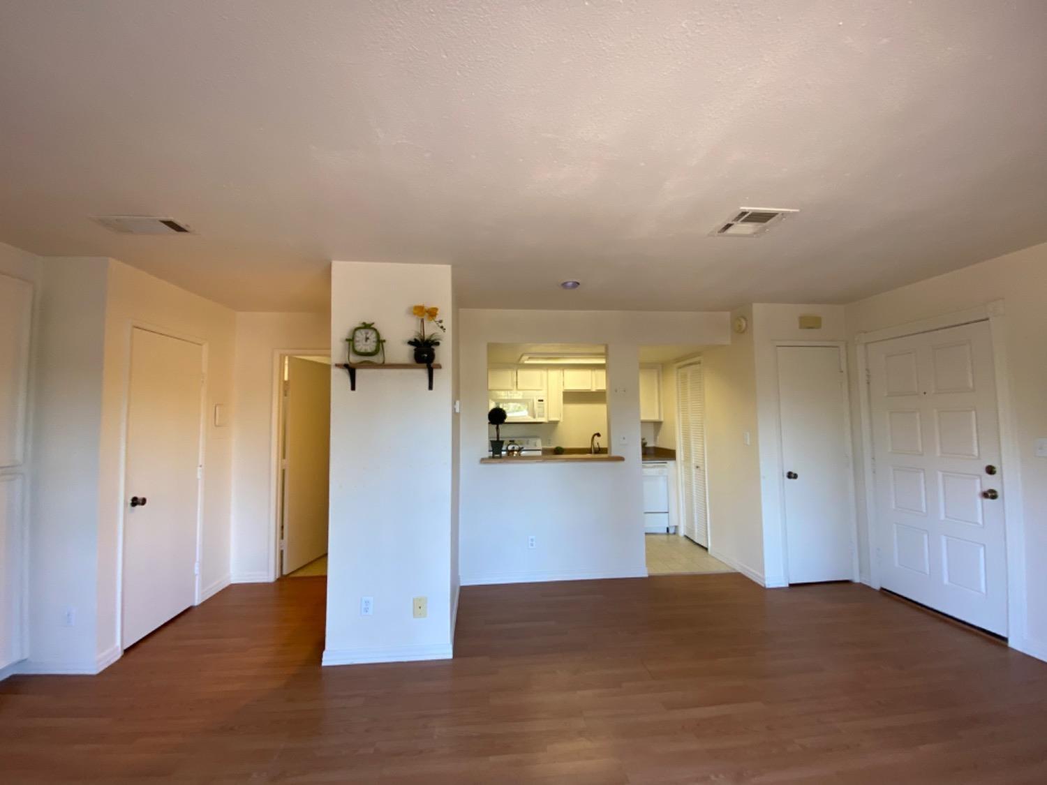 Detail Gallery Image 9 of 21 For 3701 Colonial Dr #68,  Modesto,  CA 95356 - 1 Beds | 1 Baths