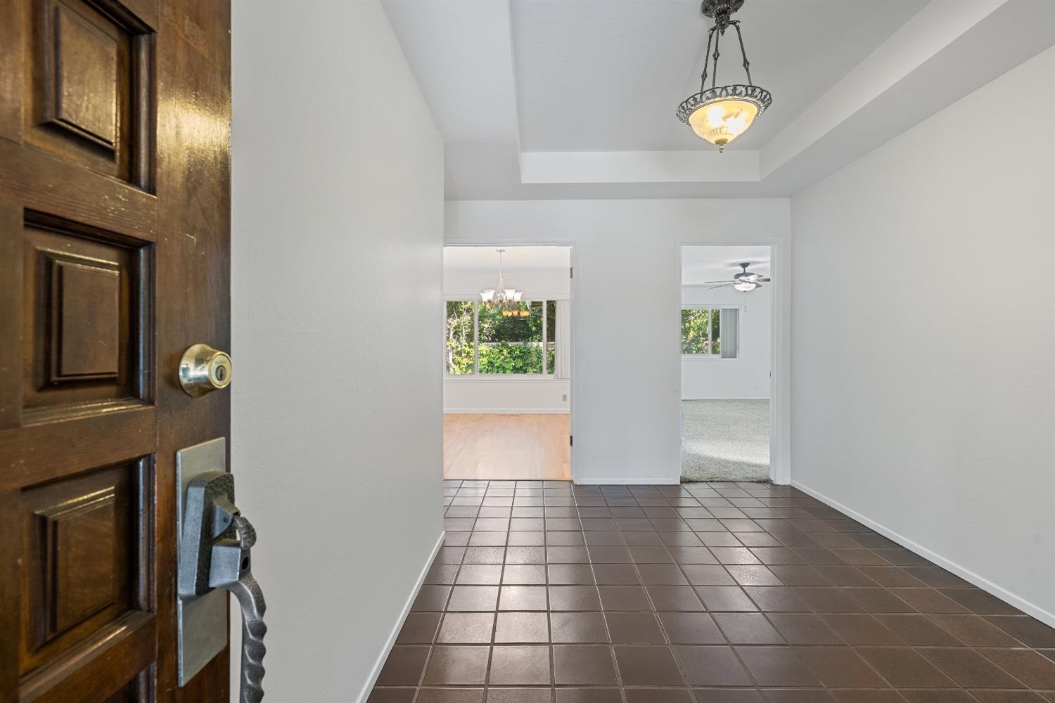 Detail Gallery Image 11 of 86 For 1365 Bright Oaks Ct, Los Altos,  CA 94024 - 4 Beds | 2 Baths