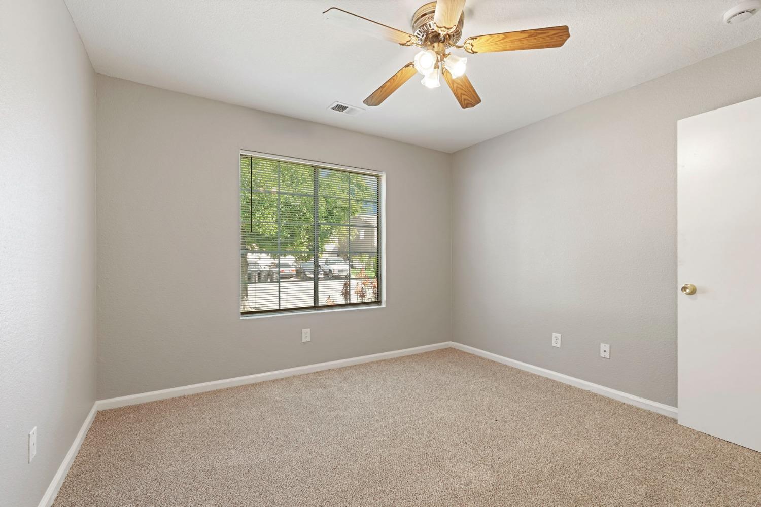Detail Gallery Image 29 of 42 For 2755 Spring Hill Dr, Stockton,  CA 95206 - 3 Beds | 2 Baths