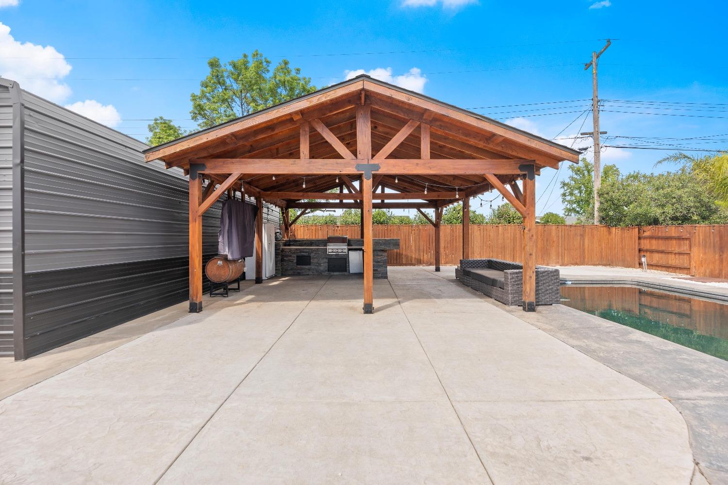 Willis Avenue, Rio Linda, California image 41