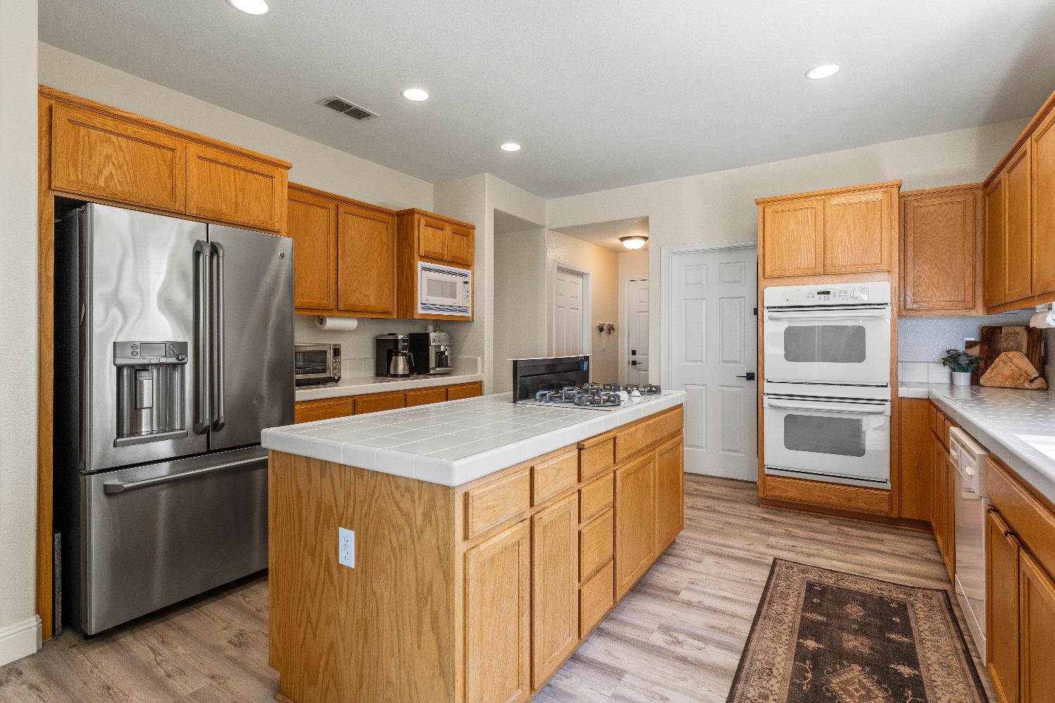 Detail Gallery Image 61 of 85 For 3521 Foxmore Ln, Rescue,  CA 95672 - 5 Beds | 3/1 Baths