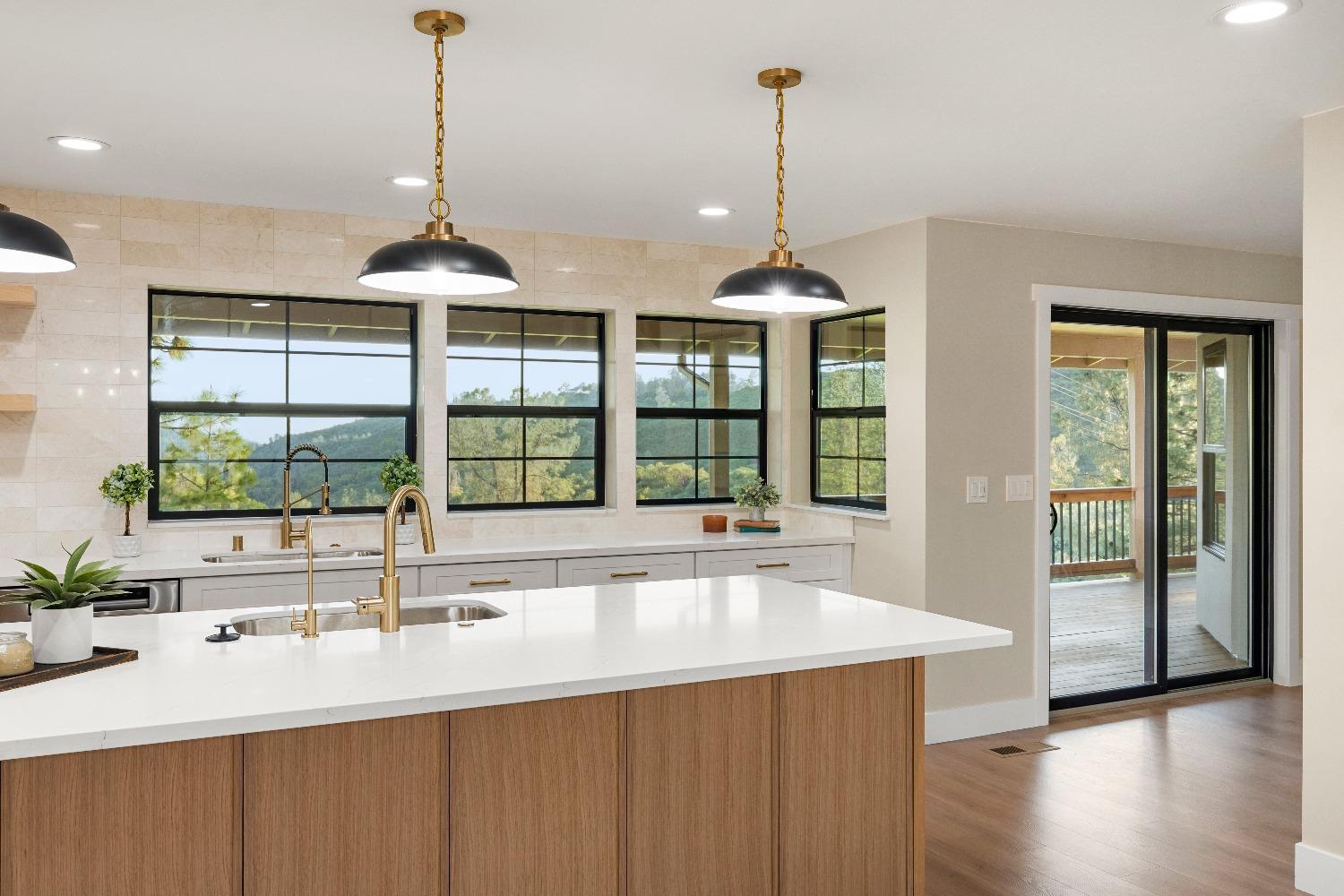Detail Gallery Image 9 of 76 For 3604 Concept Mountain Ct, El Dorado,  CA 95623 - 5 Beds | 5 Baths