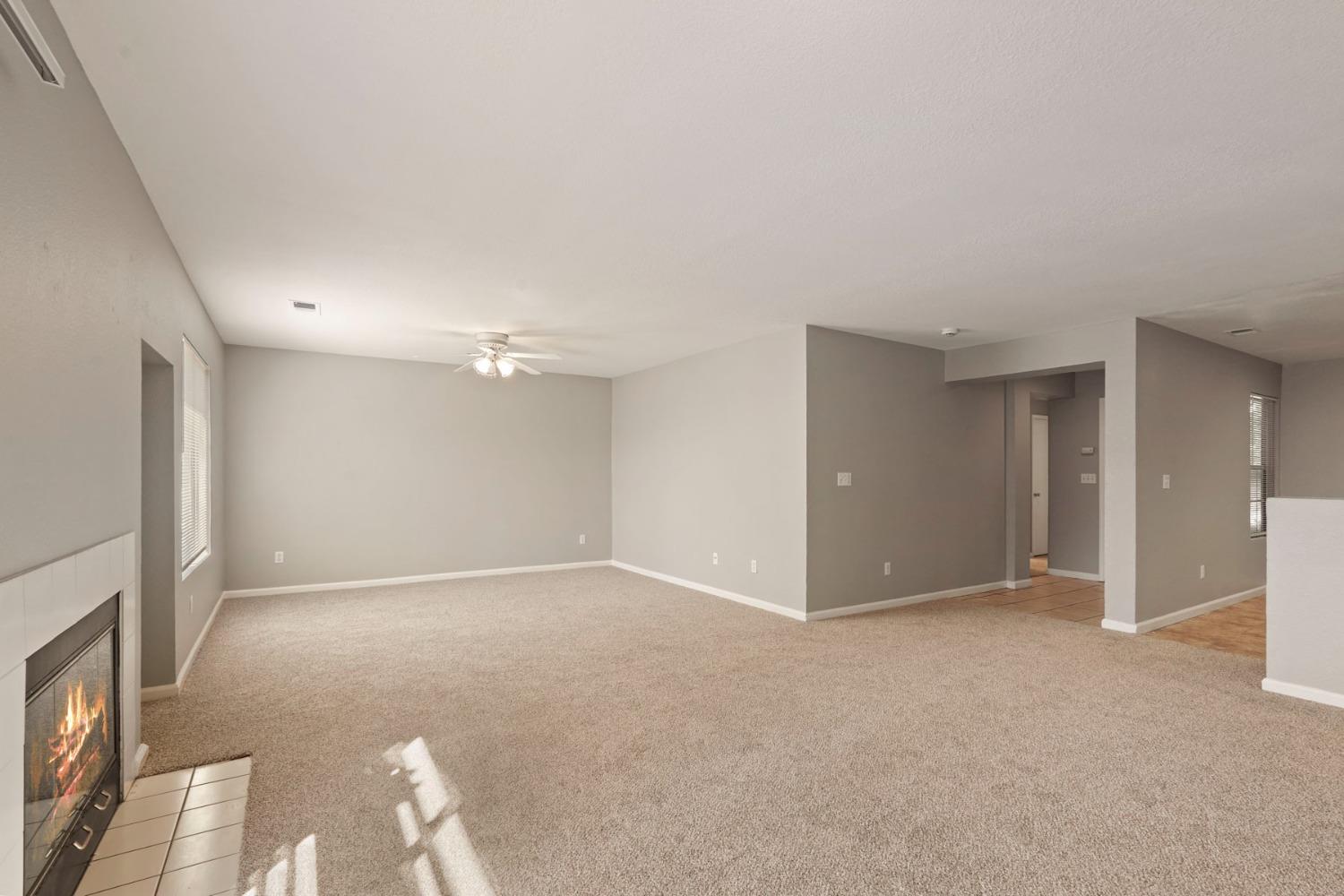 Detail Gallery Image 10 of 42 For 2755 Spring Hill Dr, Stockton,  CA 95206 - 3 Beds | 2 Baths
