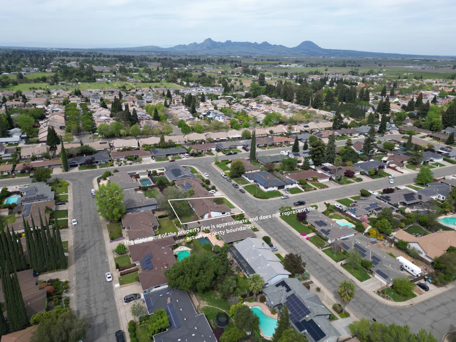 Detail Gallery Image 62 of 69 For 1682 Nadean Dr, Yuba City,  CA 95993 - 3 Beds | 2 Baths