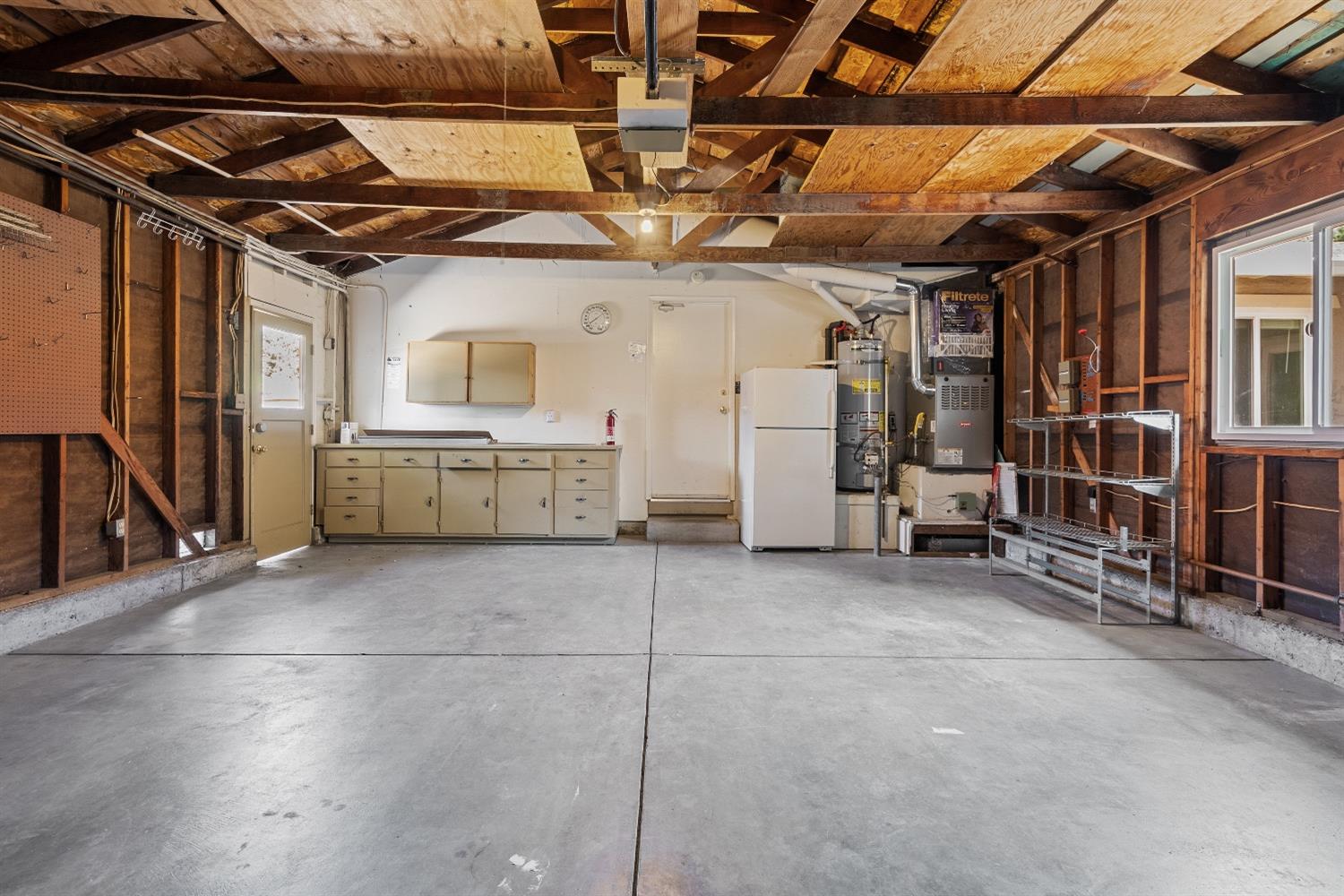 Detail Gallery Image 55 of 86 For 1365 Bright Oaks Ct, Los Altos,  CA 94024 - 4 Beds | 2 Baths