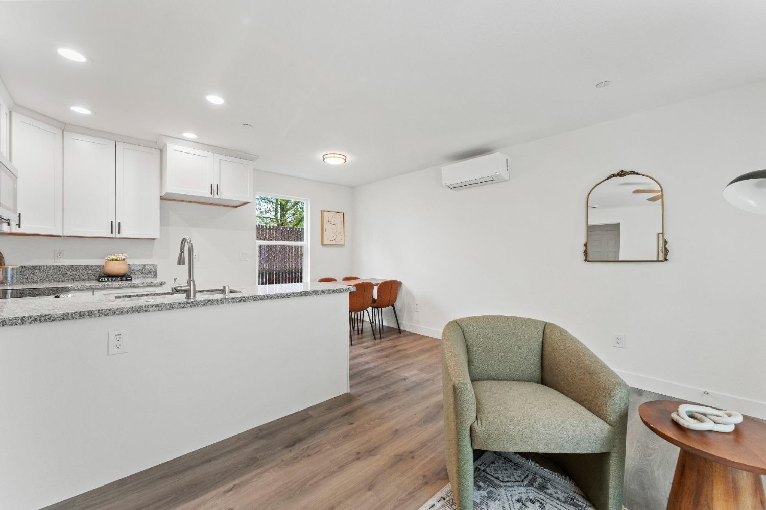 Detail Gallery Image 38 of 65 For 4017 Broadway, Sacramento,  CA 95817 - 4 Beds | 3/1 Baths