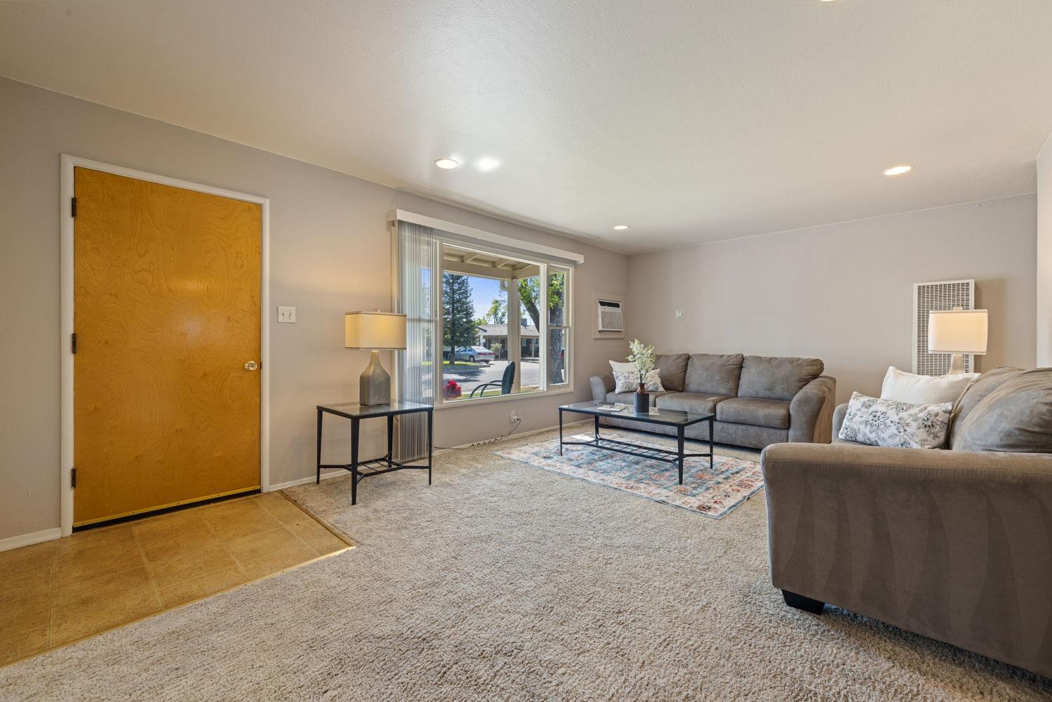 Detail Gallery Image 8 of 41 For 2017 Winning Ave, Modesto,  CA 95350 - 3 Beds | 1 Baths