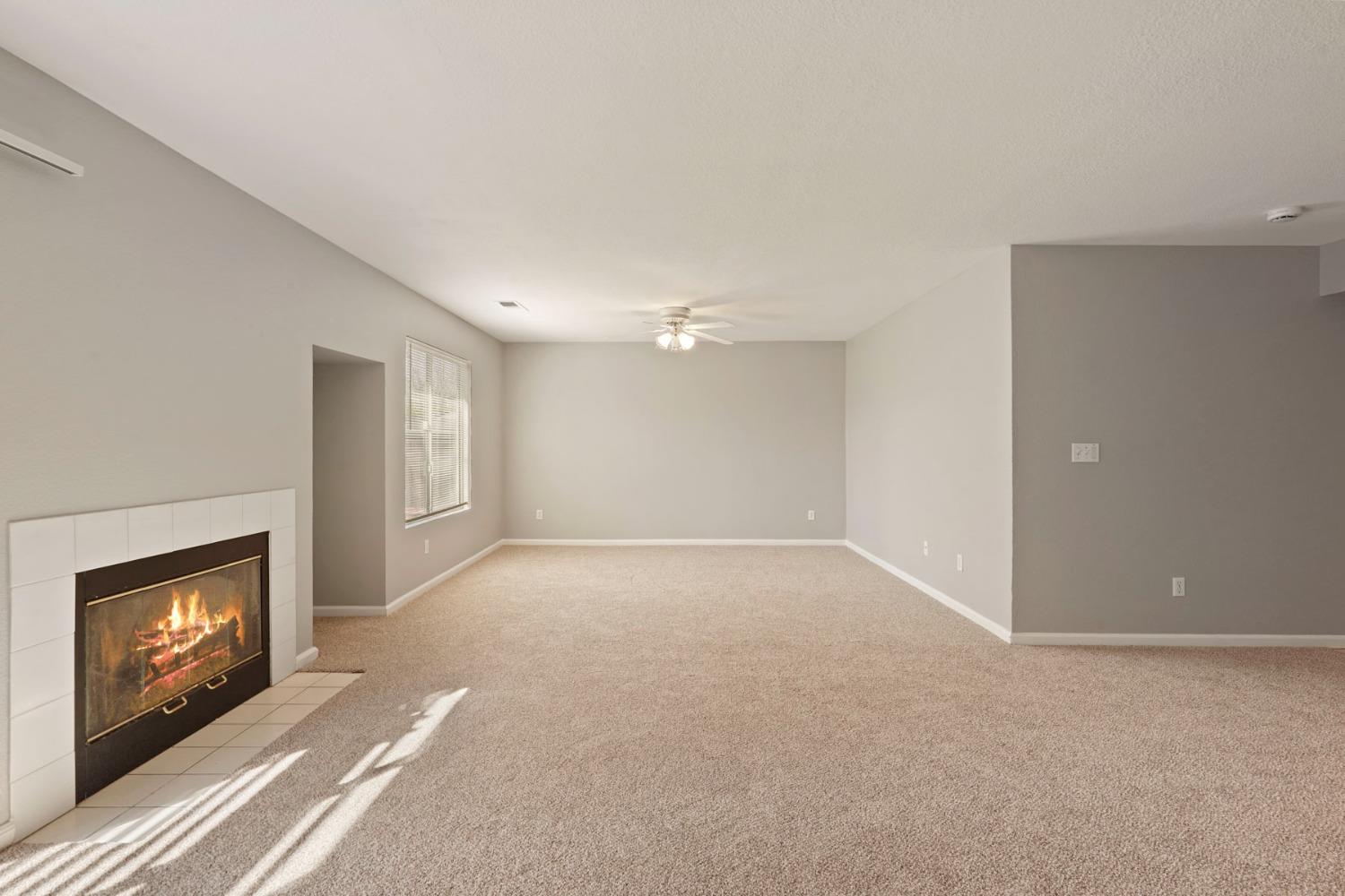 Detail Gallery Image 9 of 42 For 2755 Spring Hill Dr, Stockton,  CA 95206 - 3 Beds | 2 Baths