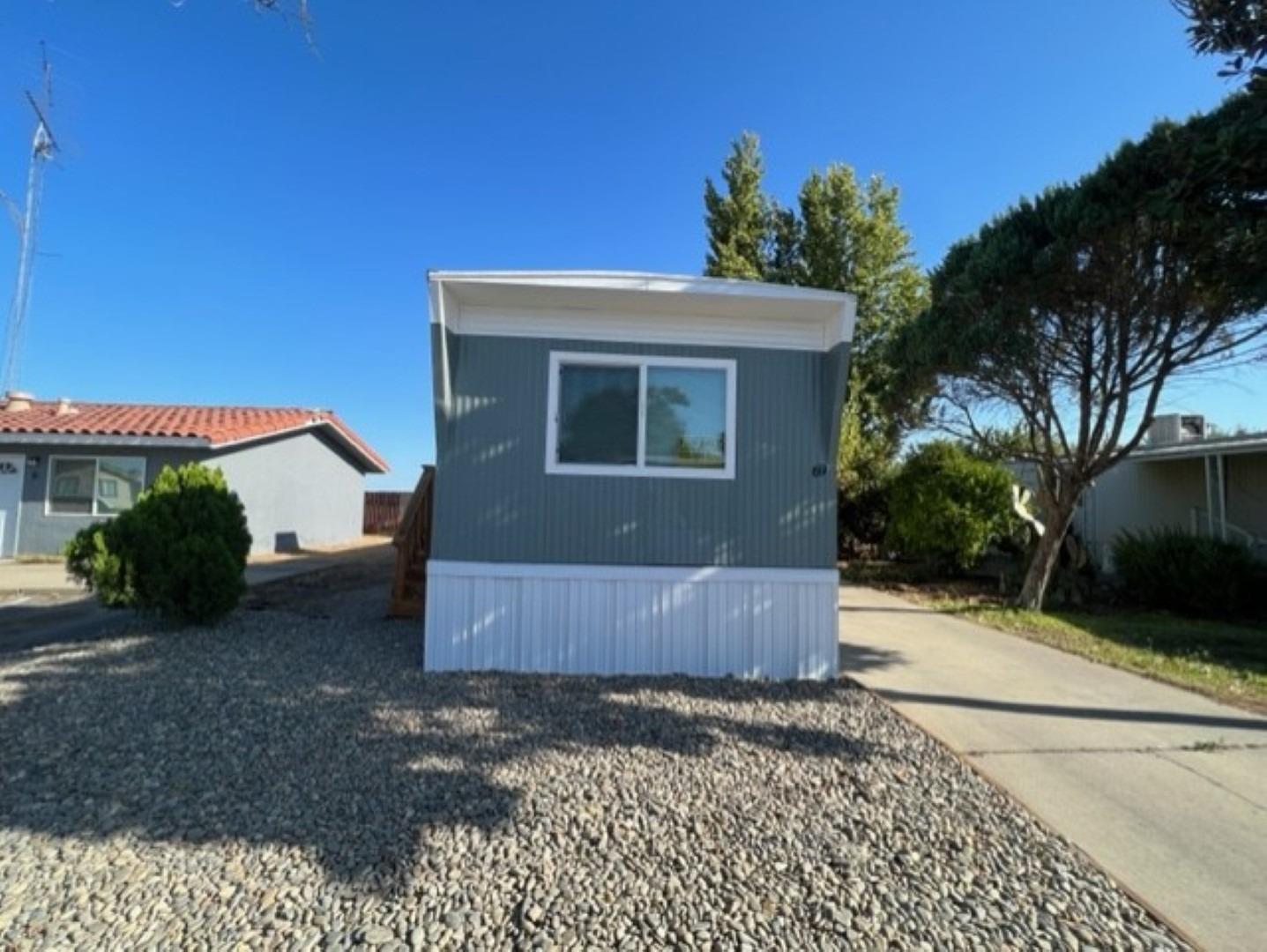 Detail Gallery Image 1 of 13 For 4837 Faith Home Rd 69, Ceres,  CA 95307 - 1 Beds | 1 Baths