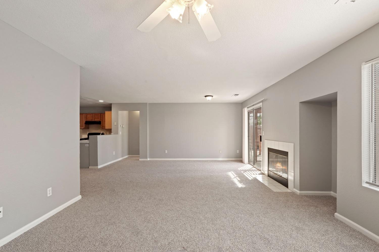 Detail Gallery Image 12 of 42 For 2755 Spring Hill Dr, Stockton,  CA 95206 - 3 Beds | 2 Baths