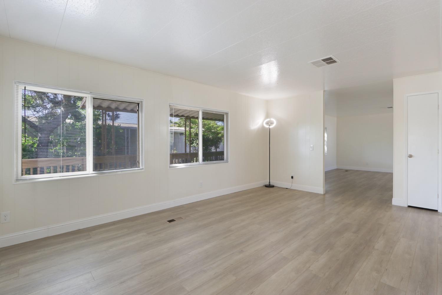 Detail Gallery Image 21 of 41 For 3126 Tory Ln 86, Sacramento,  CA 95827 - 3 Beds | 2 Baths