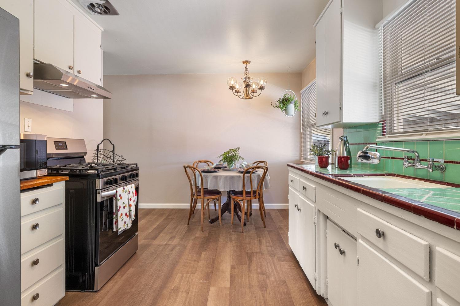 Detail Gallery Image 15 of 41 For 2017 Winning Ave, Modesto,  CA 95350 - 3 Beds | 1 Baths