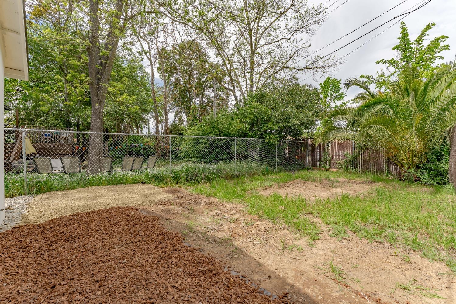 Detail Gallery Image 53 of 65 For 4017 Broadway, Sacramento,  CA 95817 - 4 Beds | 3/1 Baths
