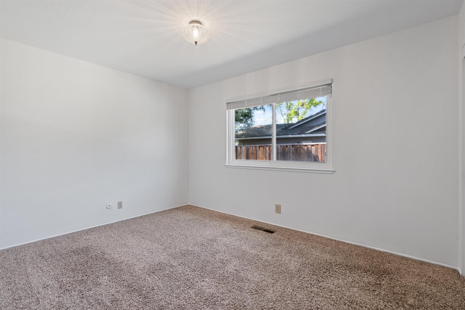 Detail Gallery Image 47 of 86 For 1365 Bright Oaks Ct, Los Altos,  CA 94024 - 4 Beds | 2 Baths
