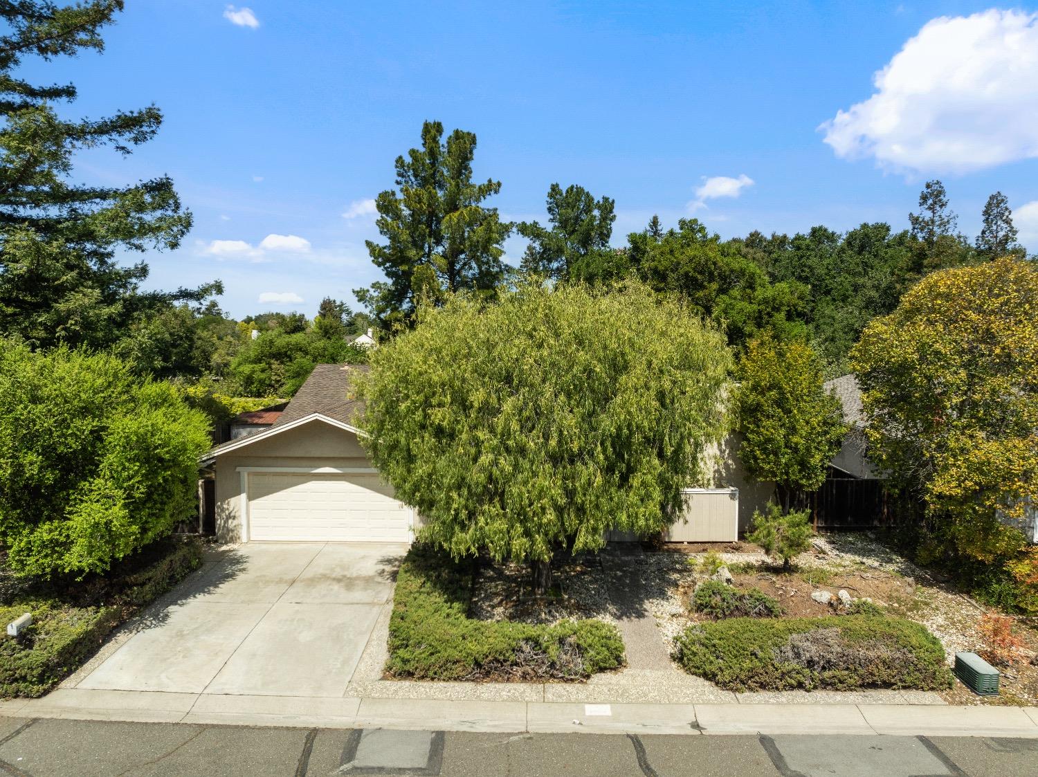 Detail Gallery Image 77 of 86 For 1365 Bright Oaks Ct, Los Altos,  CA 94024 - 4 Beds | 2 Baths