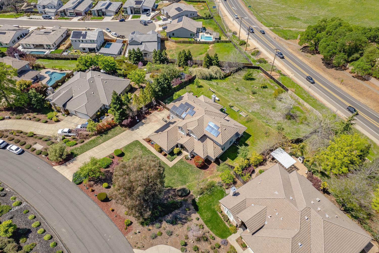 Detail Gallery Image 5 of 85 For 3521 Foxmore Ln, Rescue,  CA 95672 - 5 Beds | 3/1 Baths