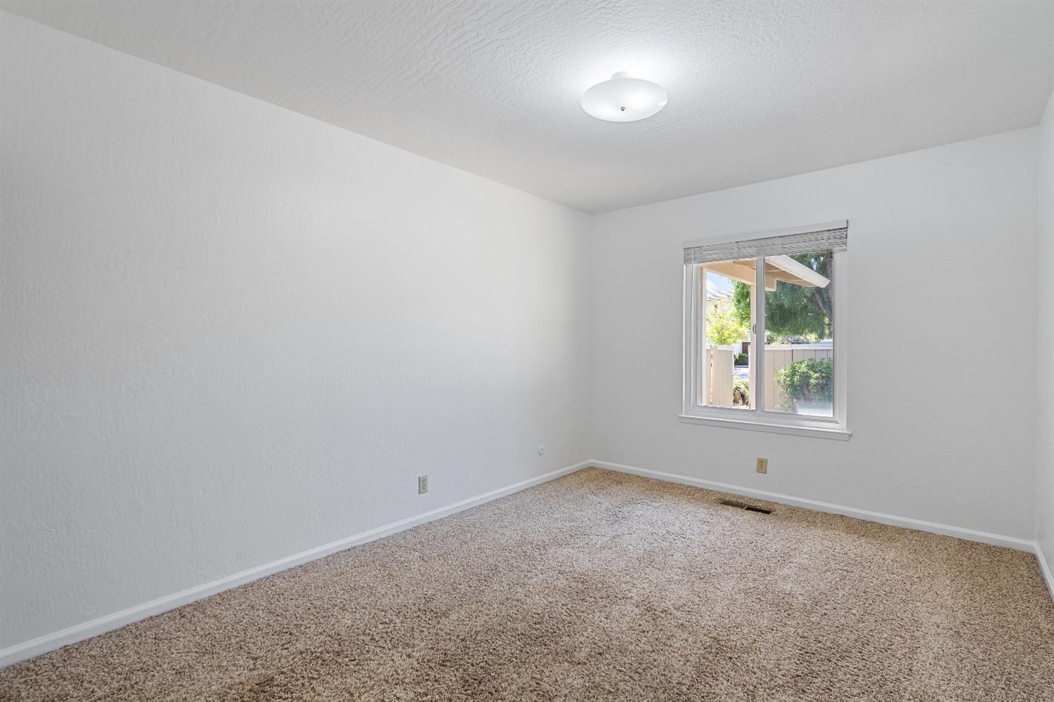 Detail Gallery Image 52 of 86 For 1365 Bright Oaks Ct, Los Altos,  CA 94024 - 4 Beds | 2 Baths
