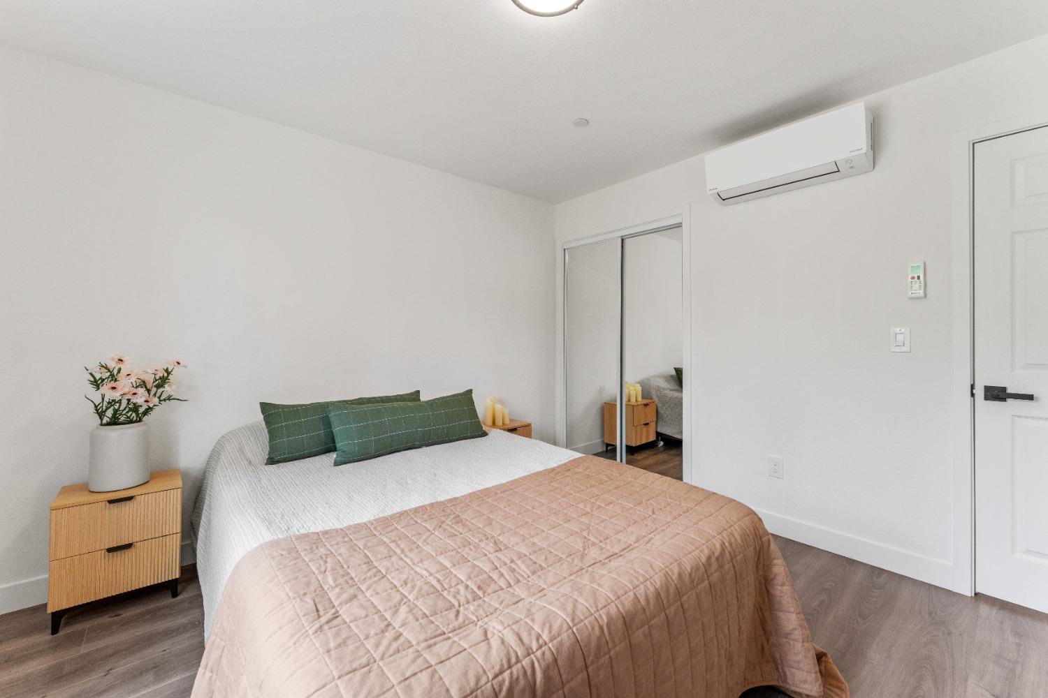 Detail Gallery Image 45 of 65 For 4017 Broadway, Sacramento,  CA 95817 - 4 Beds | 3/1 Baths