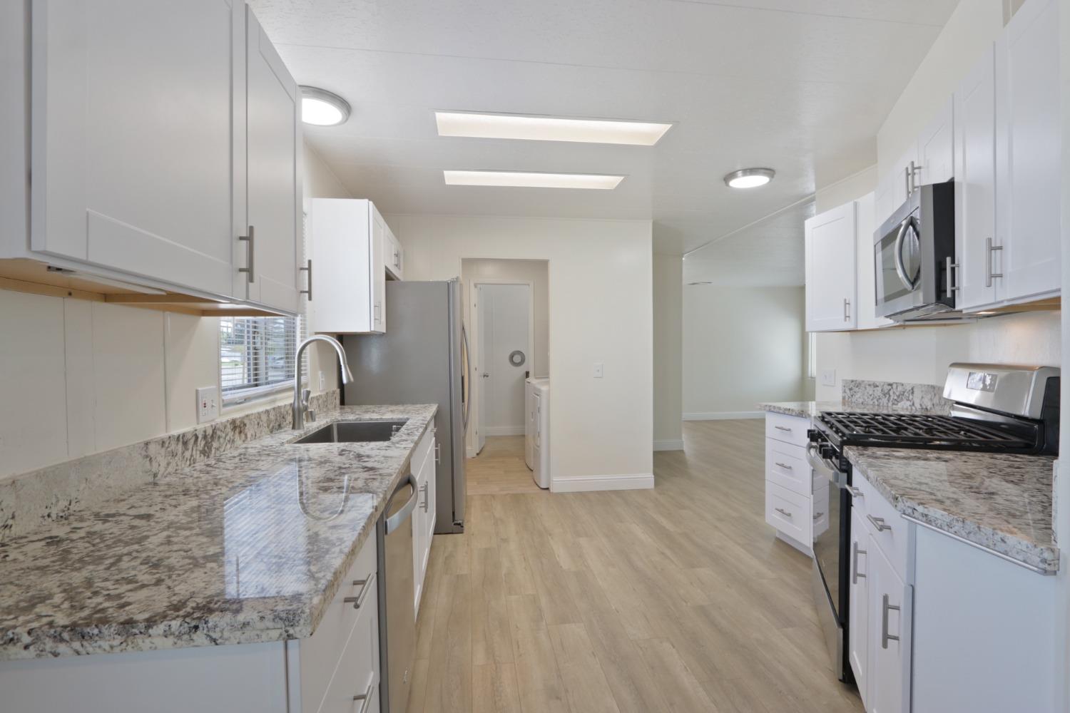 Detail Gallery Image 14 of 41 For 3126 Tory Ln 86, Sacramento,  CA 95827 - 3 Beds | 2 Baths