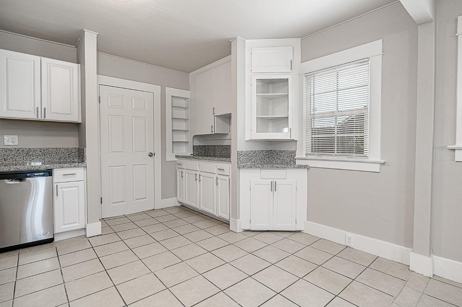 Detail Gallery Image 6 of 23 For 4733 Yosemite Blvd, Modesto,  CA 95357 - – Beds | – Baths