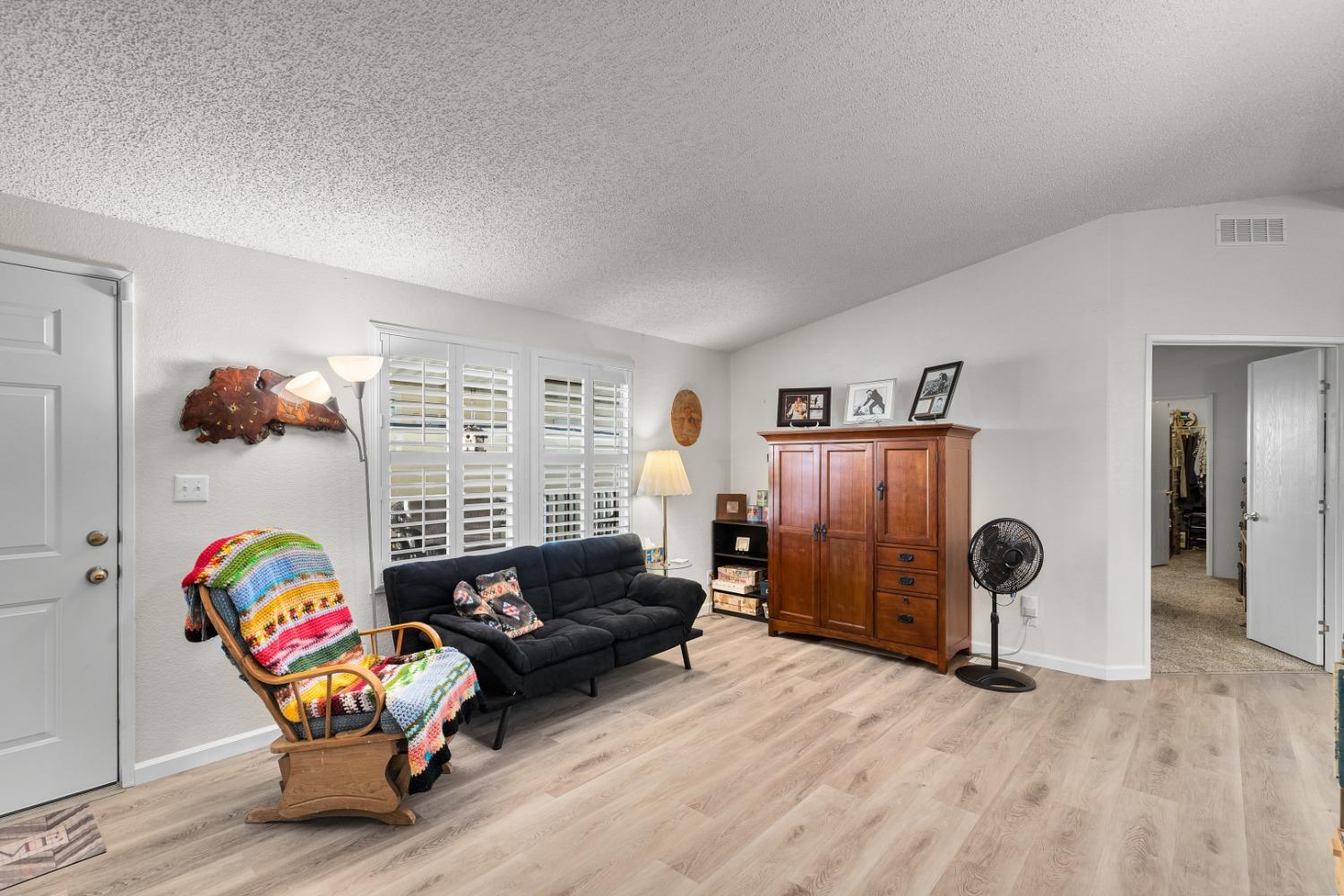 Detail Gallery Image 12 of 57 For 3917 Moana Way 36, Modesto,  CA 95355 - 3 Beds | 2 Baths