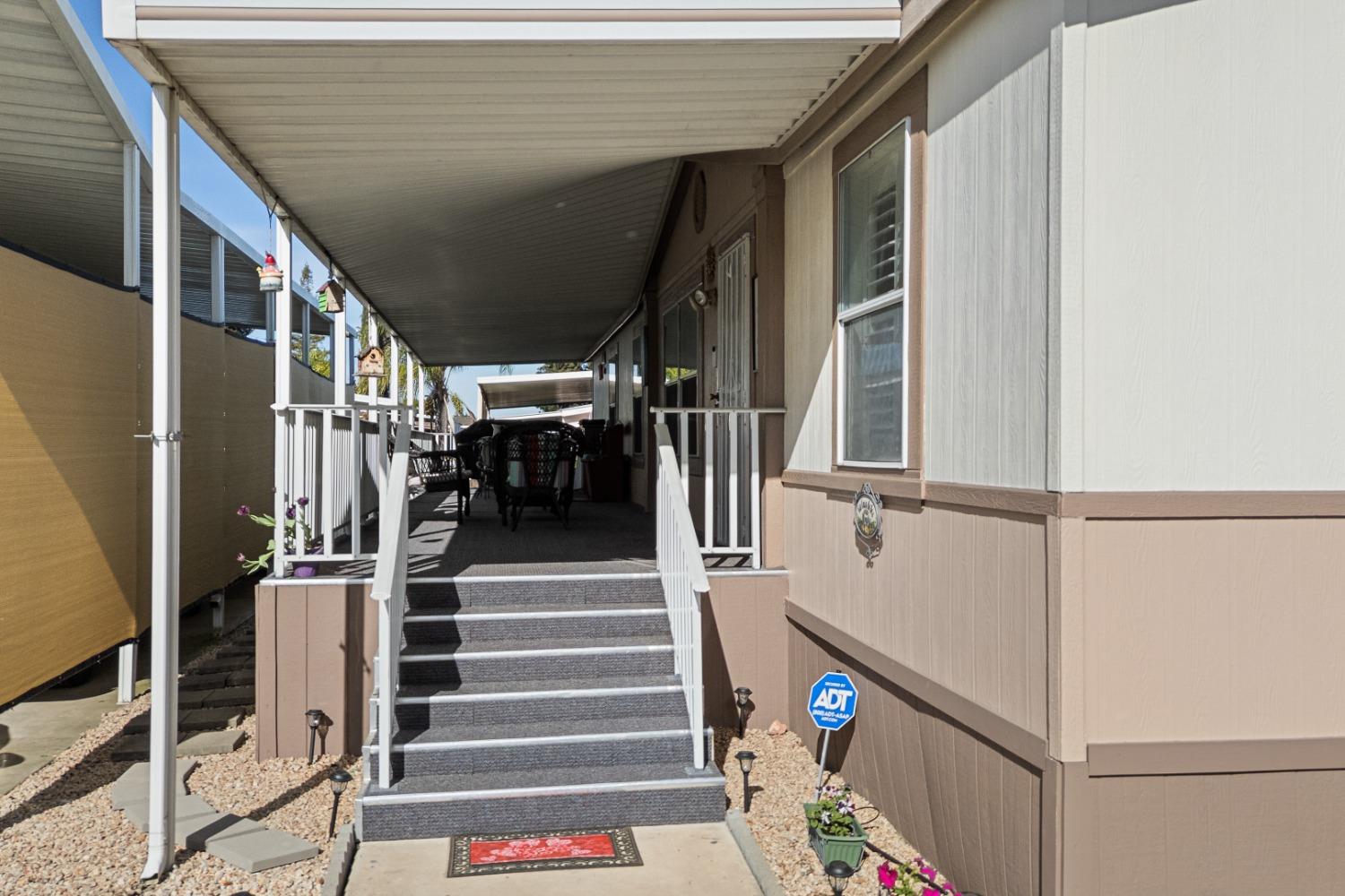 Detail Gallery Image 4 of 57 For 3917 Moana Way 36, Modesto,  CA 95355 - 3 Beds | 2 Baths