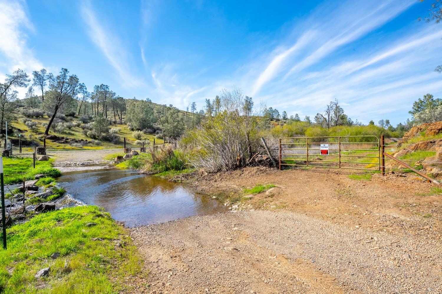 Detail Gallery Image 66 of 71 For 9000 Six Bit Ranch Rd, Chinese Camp,  CA 95309 - 3 Beds | 2 Baths