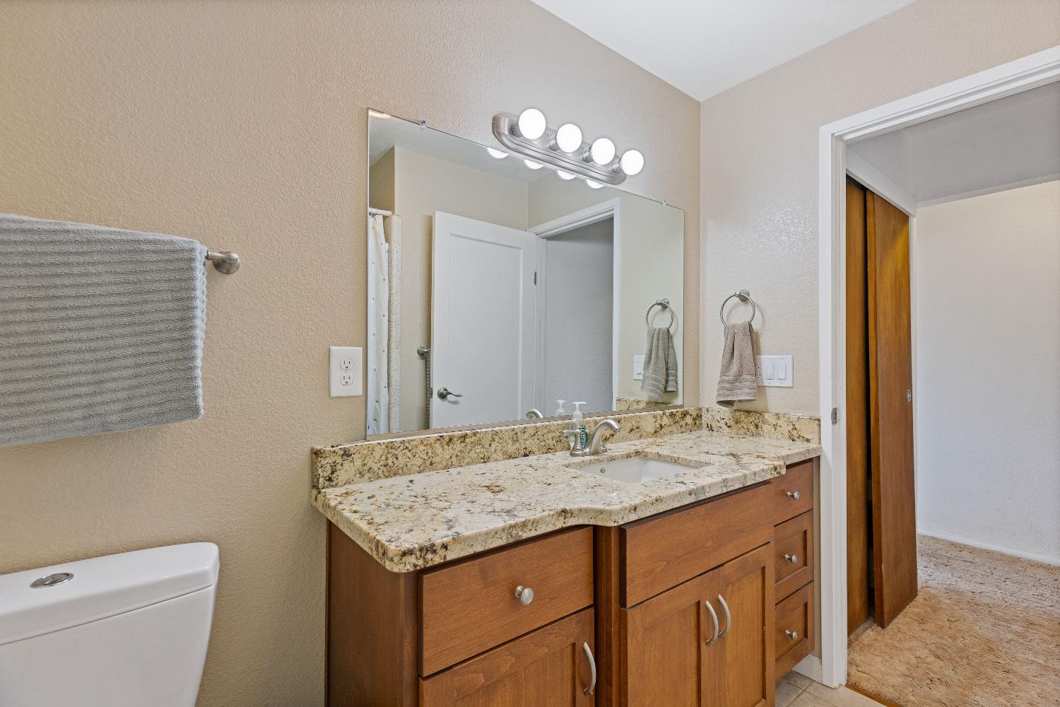 Tierra Way, Auburn, California image 21