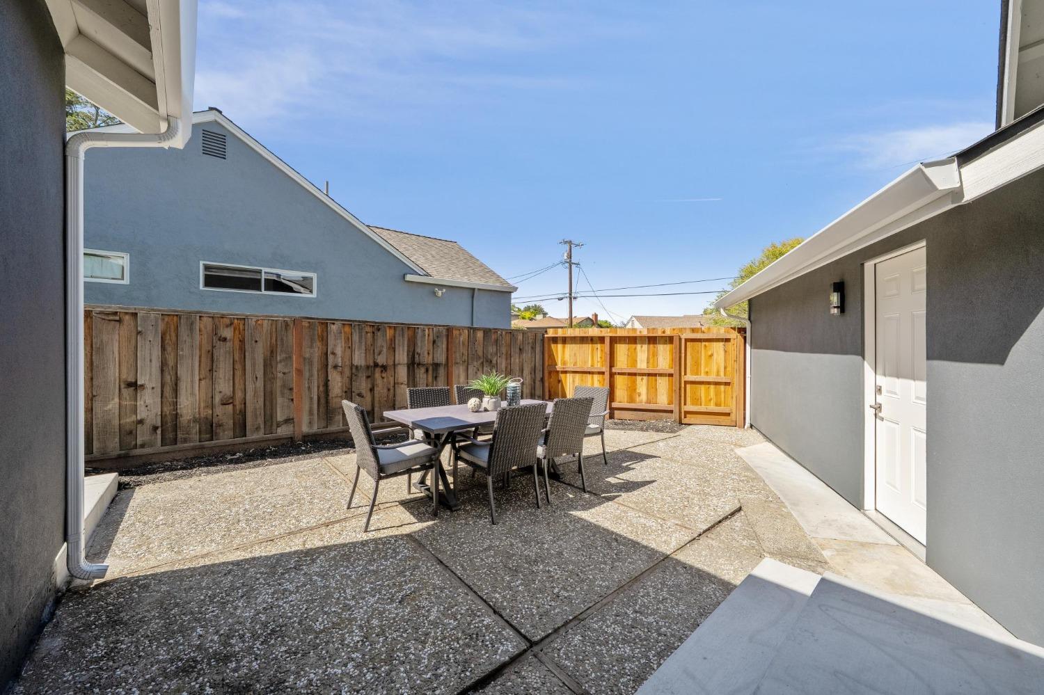 Detail Gallery Image 66 of 71 For 12801 Brookpark Rd, Oakland,  CA 94619 - 4 Beds | 2 Baths