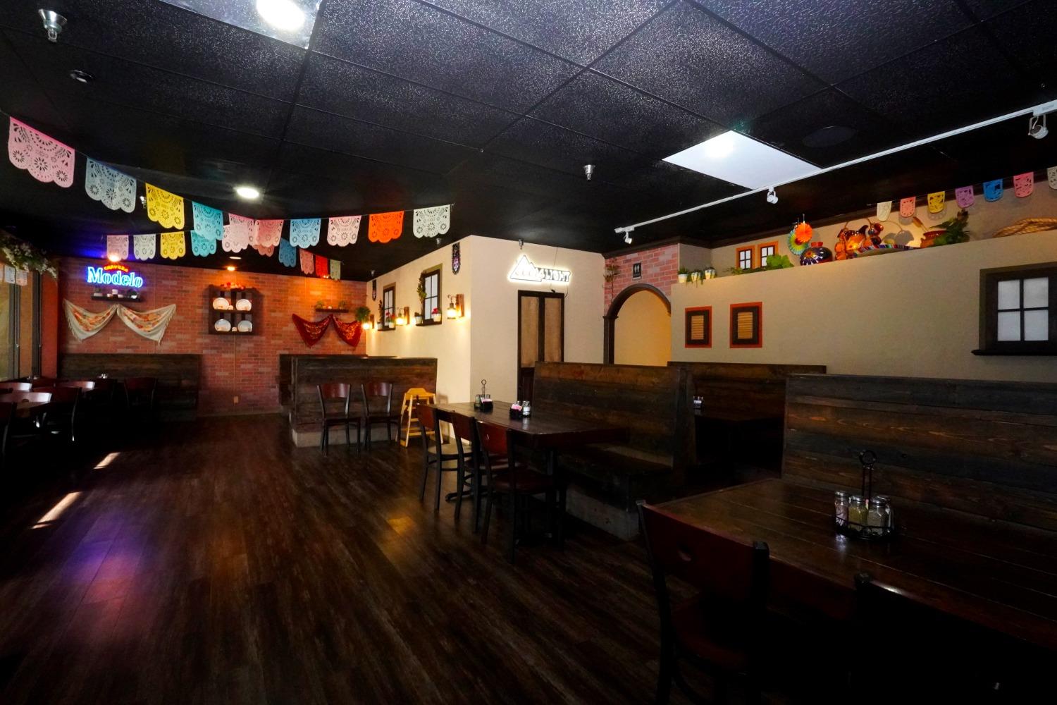 Detail Gallery Image 4 of 12 For 3050 W Shaw Ave #111,  Fresno,  CA 93711 - – Beds | – Baths