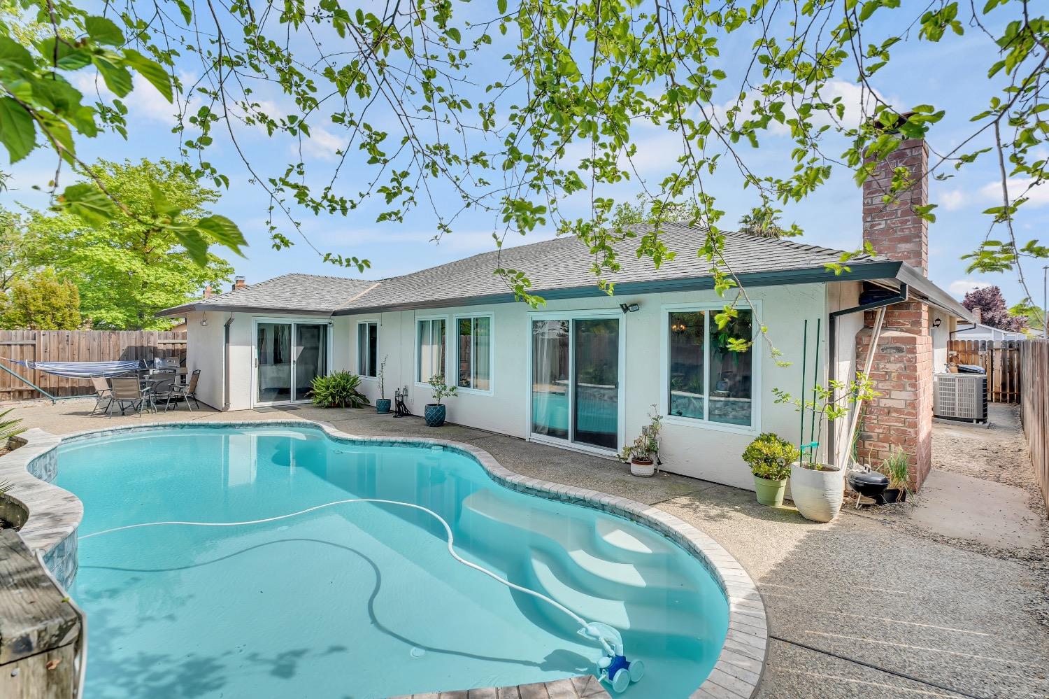 Detail Gallery Image 34 of 40 For 9553 Helio Dr, Sacramento,  CA 95827 - 4 Beds | 2 Baths