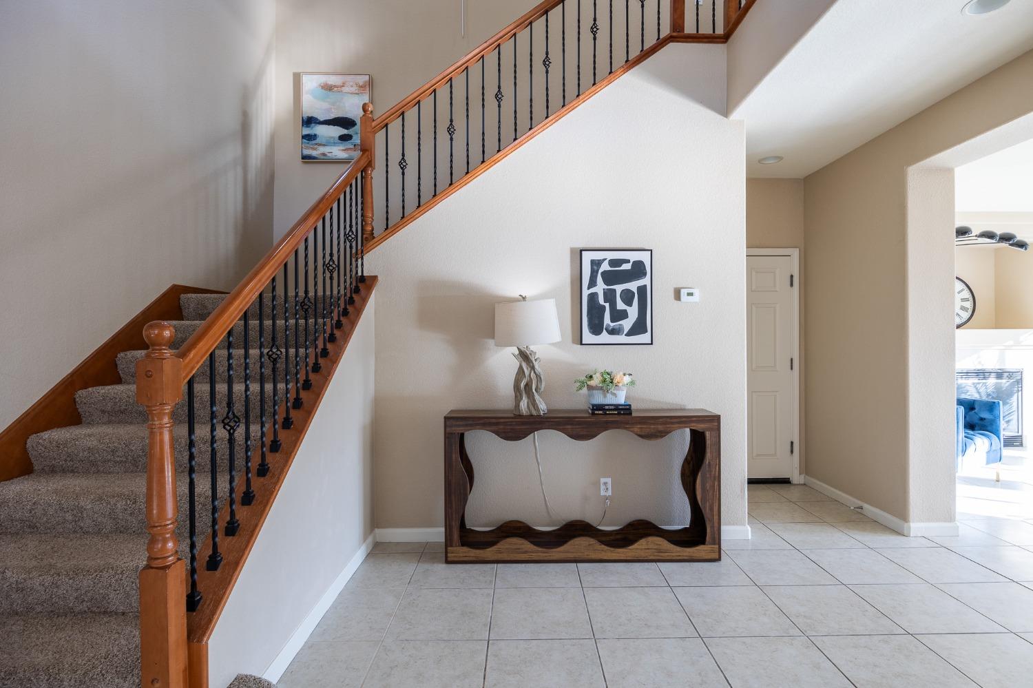Detail Gallery Image 10 of 61 For 16259 Adobe Way, Lathrop,  CA 95330 - 4 Beds | 3 Baths