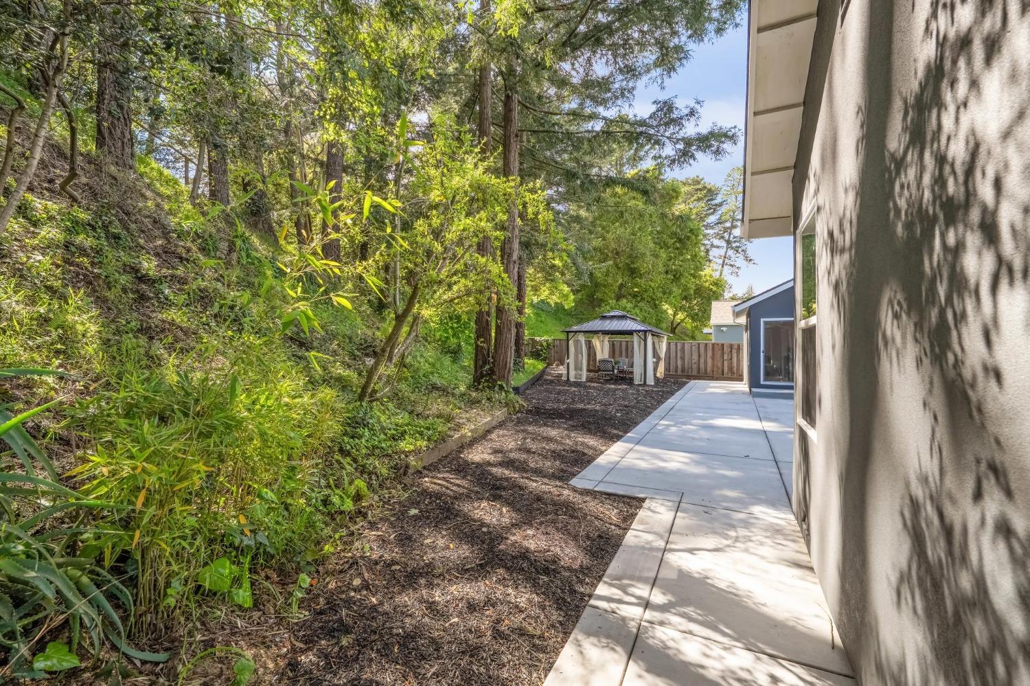 Detail Gallery Image 63 of 71 For 12801 Brookpark Rd, Oakland,  CA 94619 - 4 Beds | 2 Baths